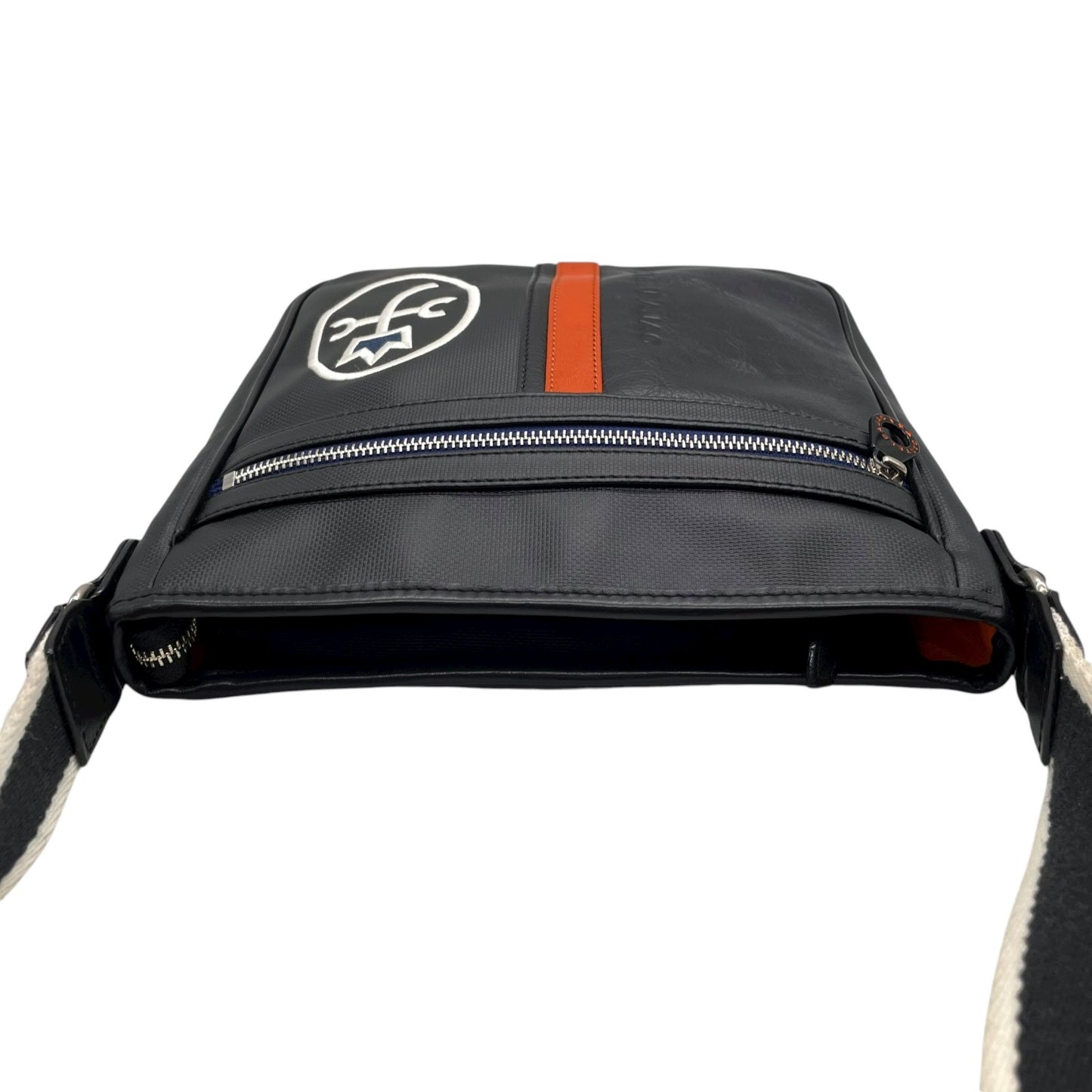 美品 カステルバジャック CASTELBAJAC ショルダーバッグ クロスボディ ロゴ刺繍 レザー ナイロン 黒 ブラック C11