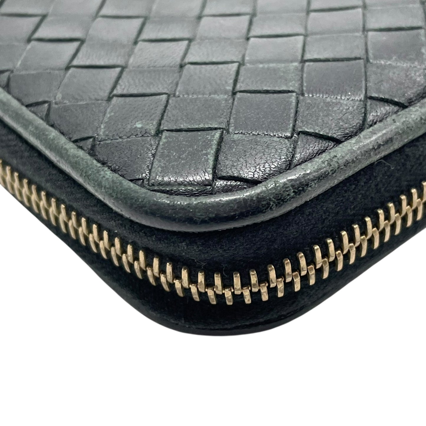 ボッテガヴェネタ BOTTEGA VENETA 長財布 イントレチャート ラウンドファスナー 黒 ブラック レザー ゴールド金具 メンズ レディース M5