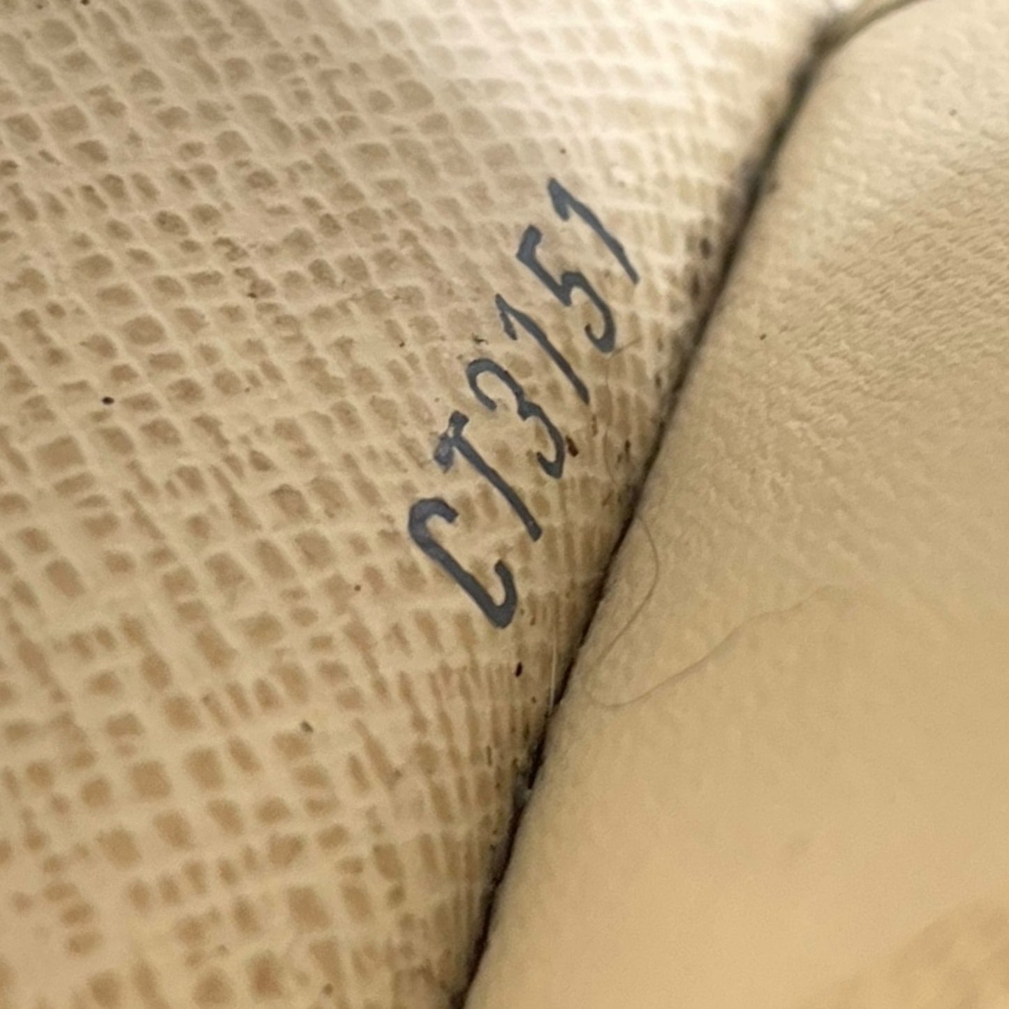 ルイ・ヴィトン Louis Vuitton ミュルティクレ6 N61745 ダミエ アズール 6連キーケース ホワイト グレー PVC×レザー ゴールド金具 レディース メンズ M5