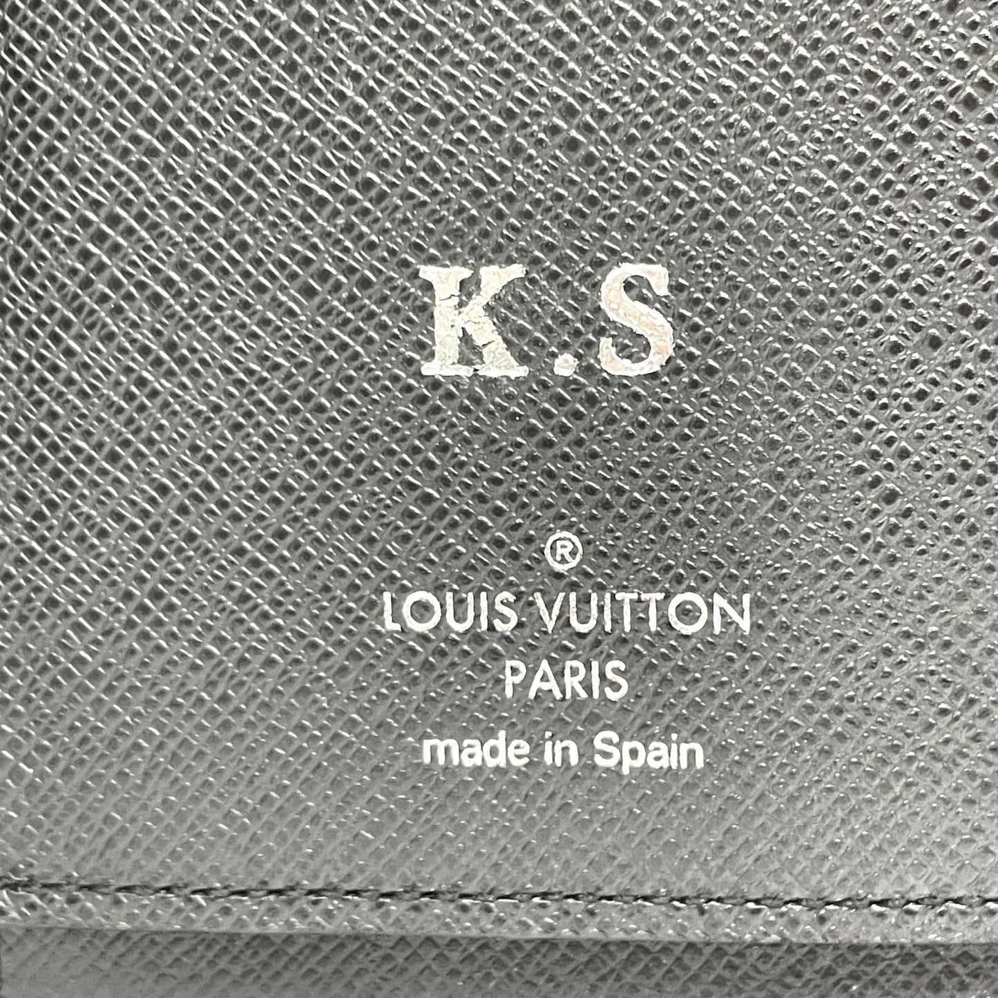 ルイ・ヴィトン Louis Vuitton タイガ ジッピーウォレット ヴェルティカル M32822 長財布 ノワール ブラック レザー ラウンドファスナー シルバー金具 メンズ W6