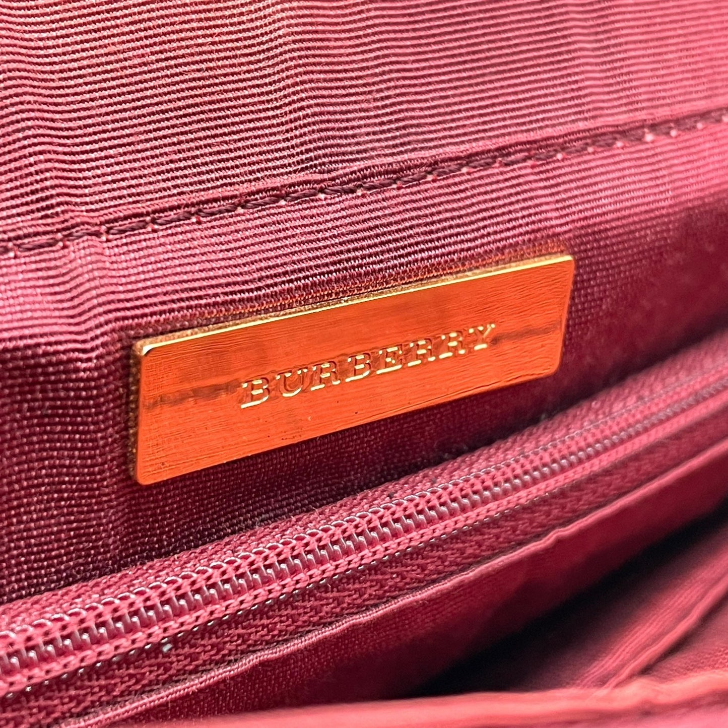 バーバリー BURBERRY ノバチェック ハンドバッグ トートバッグ ベージュ 赤 ボルドー チェック柄 キャンバス レザー ゴールド金具 ロゴ型押し ファスナー開閉 レディース D5