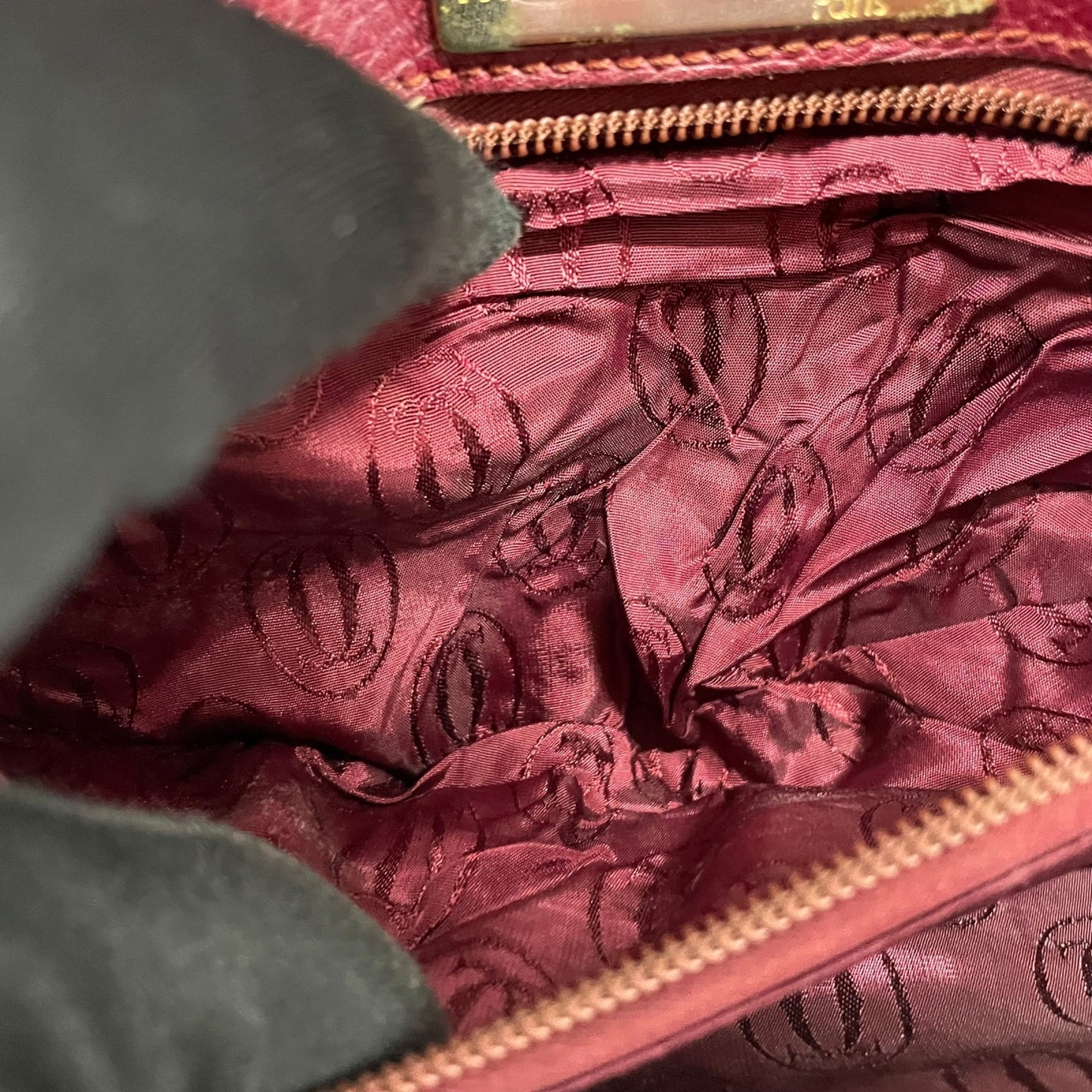 Cartier カルティエ マストライン ショルダーバッグ 赤 ボルドー ワインレッド レザー 本革 ゴールド金具 斜め掛け可 フラップ開閉 2Cモチーフ レディース C6