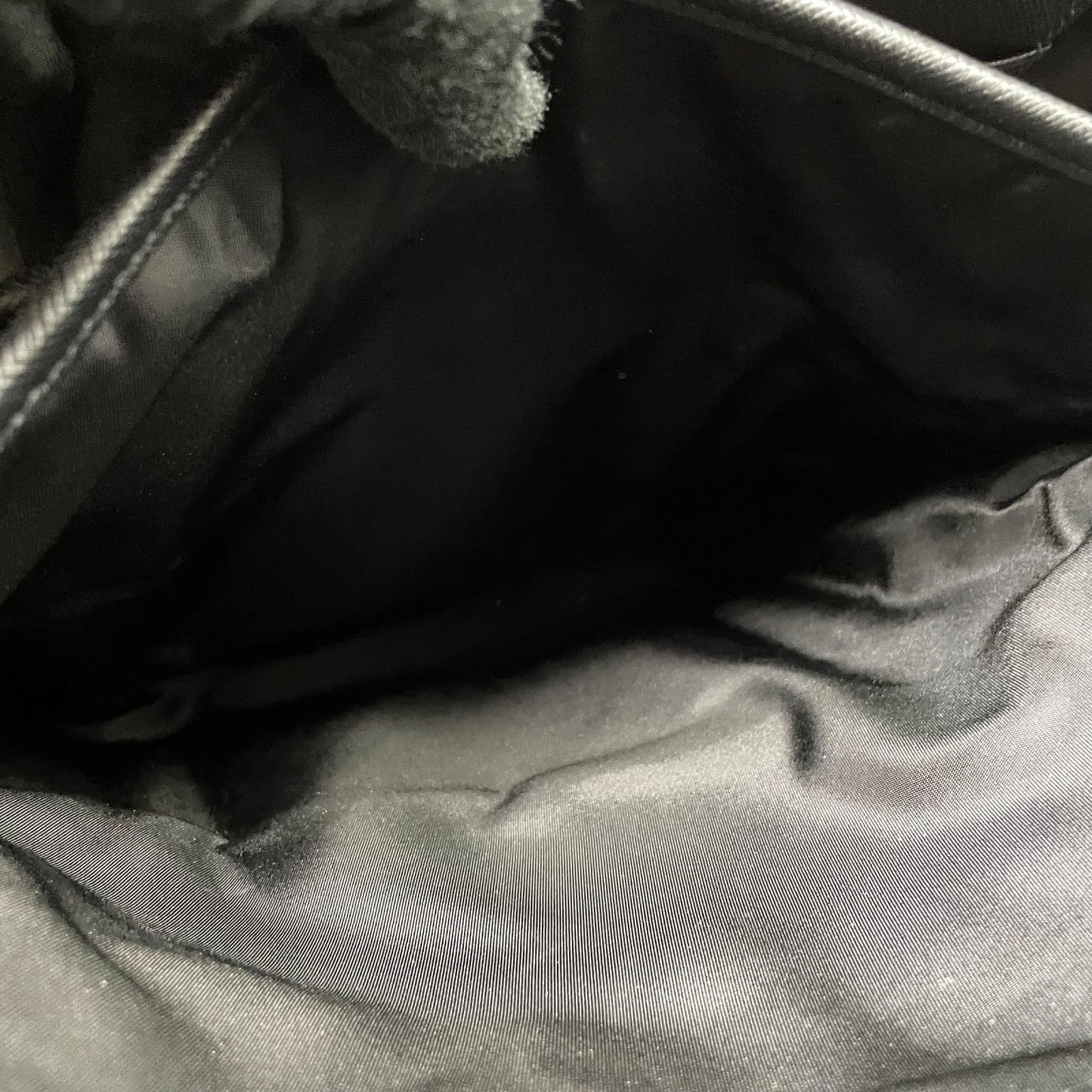 美品 PRADA プラダ リュックサック バッグパック リナイロン トライアングルロゴ 2VZ028 黒 NERO ブラック シルバー金具 メンズ C