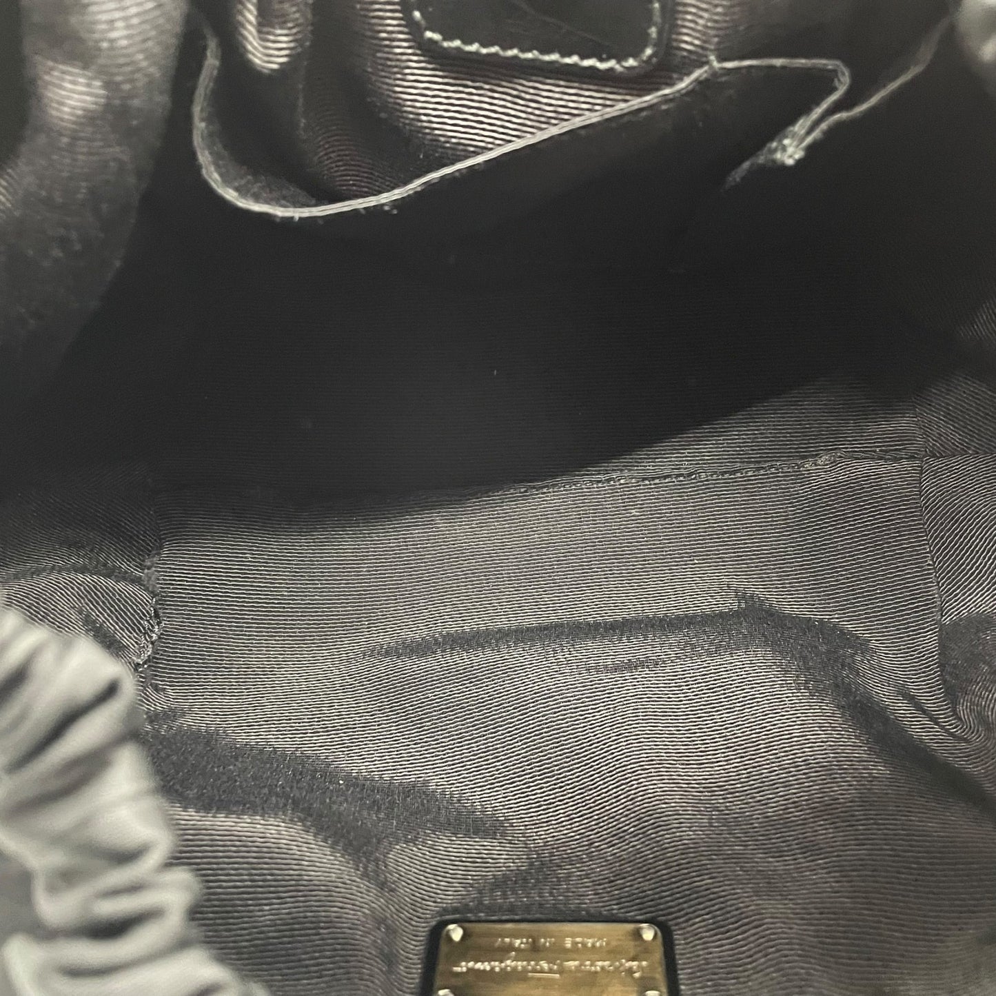 Salvatore Ferragamo サルヴァトーレ フェラガモ ヴァラ リボン トートバッグ ショルダーバッグ ナイロン パテントレザー ブラック 黒 ワンショルダー レディース K9