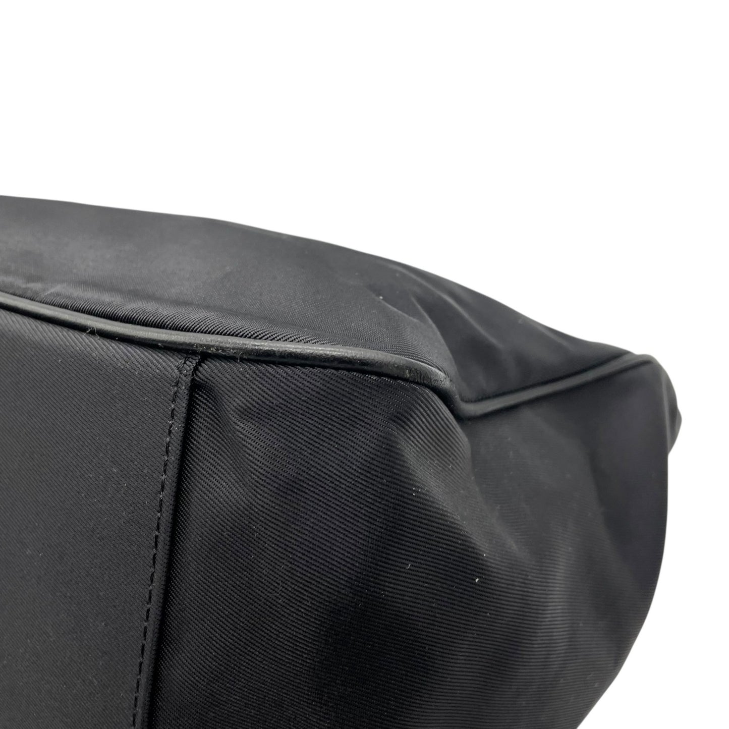 BURBERRY BLUE LABEL バーバリーブルーレーベル トートバッグ ブラック ナイロン 内装ノバチェック A4収納可 ハンドバッグ ロゴ シンプル 通勤通学にも最適 B5