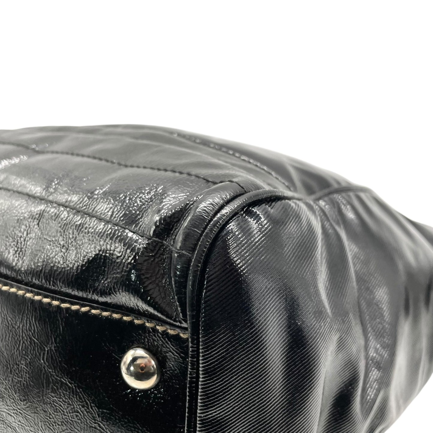 美品 グッチ GUCCI ハンドバッグ ショルダーバッグ ブラック 黒 2way パテントレザー インターロッキングG GGロゴ 手提げ 斜め掛け可 シルバー金具 レディース B2