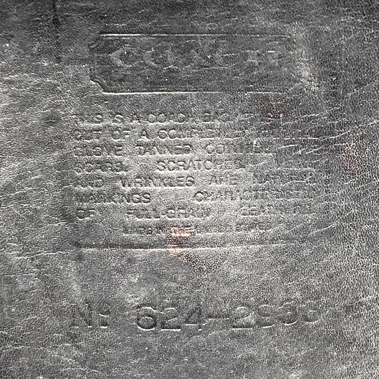 オールドコーチ COACH ショルダーバッグ メッセンジャーバッグ 黒 ブラック レザー ゴールド金具 ロゴチャーム付き フラップ開閉 ヴィンテージ メンズ レディース E2