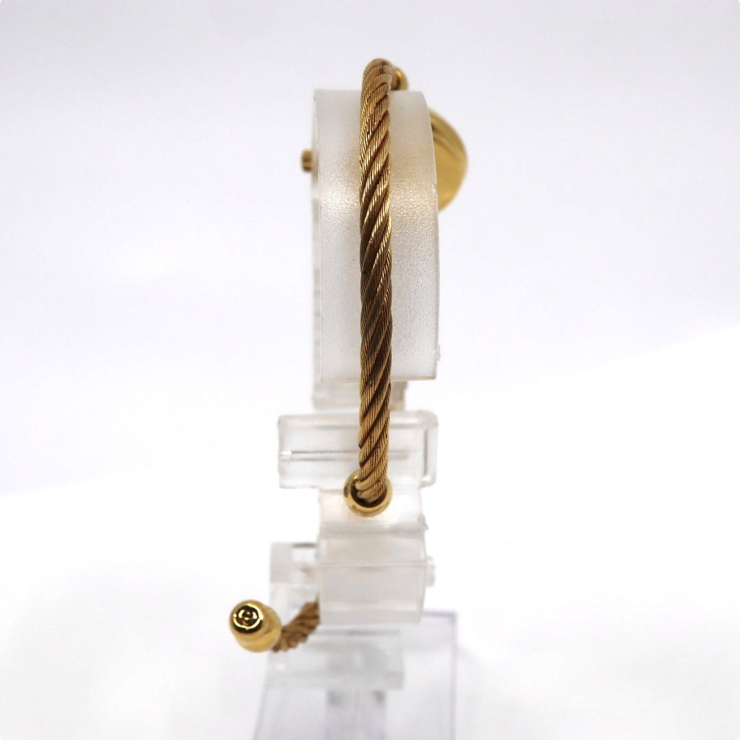 美品 電池交換済 グッチ GUCCI 2700.2.L 腕時計 レディースウォッチ バングルウォッチ ワイヤーブレスレット クォーツ ゴールド ブラック文字盤 アナログ ヴィンテージ ビンテージ エレガント クラシック ドレスウォッチ 稼働品 G3