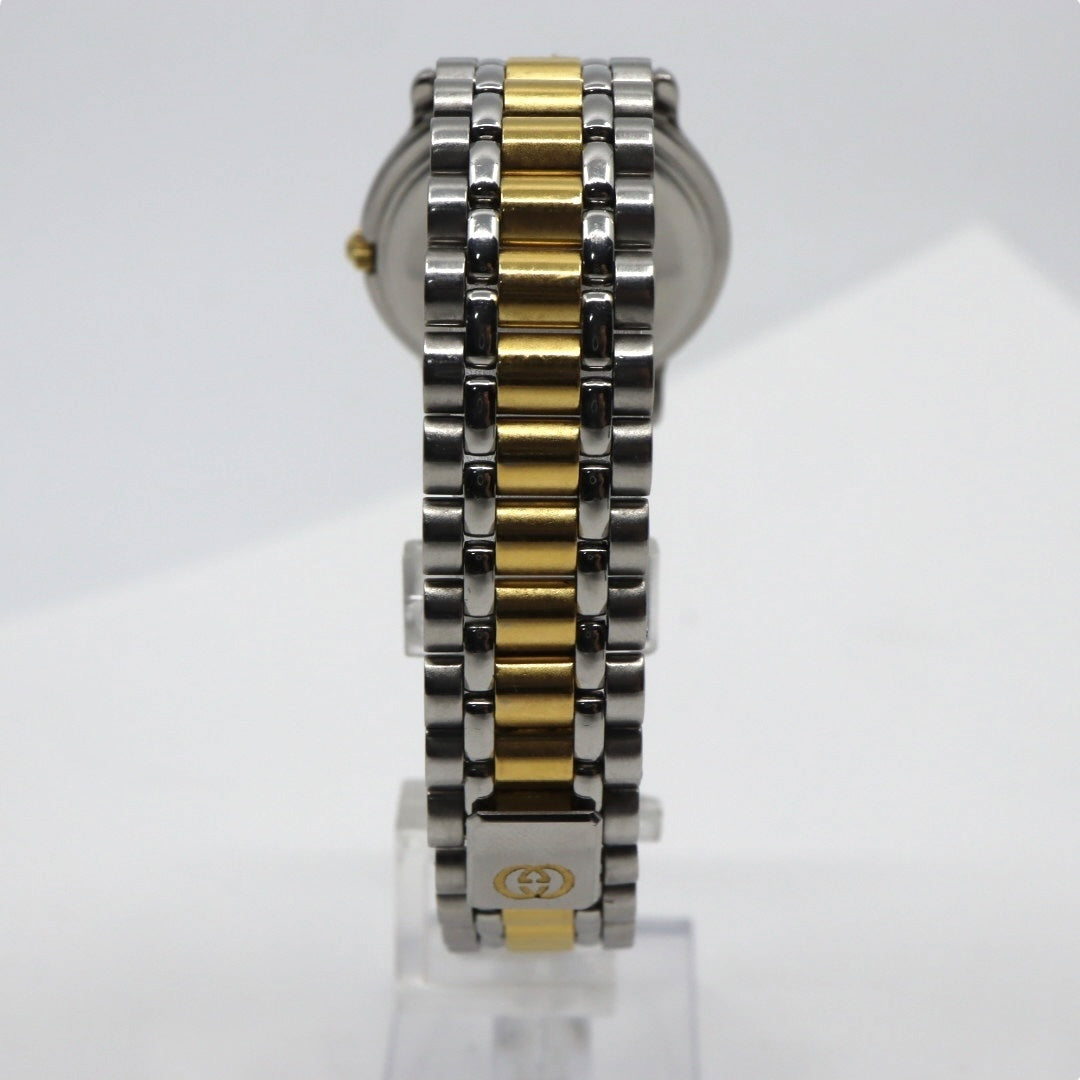 新品電池交換済 クリーニング済 グッチ GUCCI 8000L 腕時計 レディースウォッチ クォーツ コンビ シルバー ゴールド アイボリー文字盤 デイト表示 ステンレススチール クラシック エレガント ヴィンテージ ドレスウォッチ 稼働品 G3