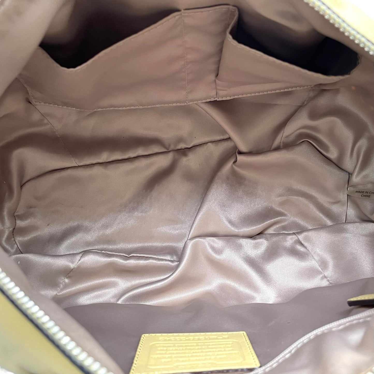 コーチ COACH 2WAY ボストンバッグ ハンドバッグ ショルダーバッグ 肩掛け 23342 イントレチャート 編み込みレザー 黄色 イエロー シルバー金具 チャーム付き U16