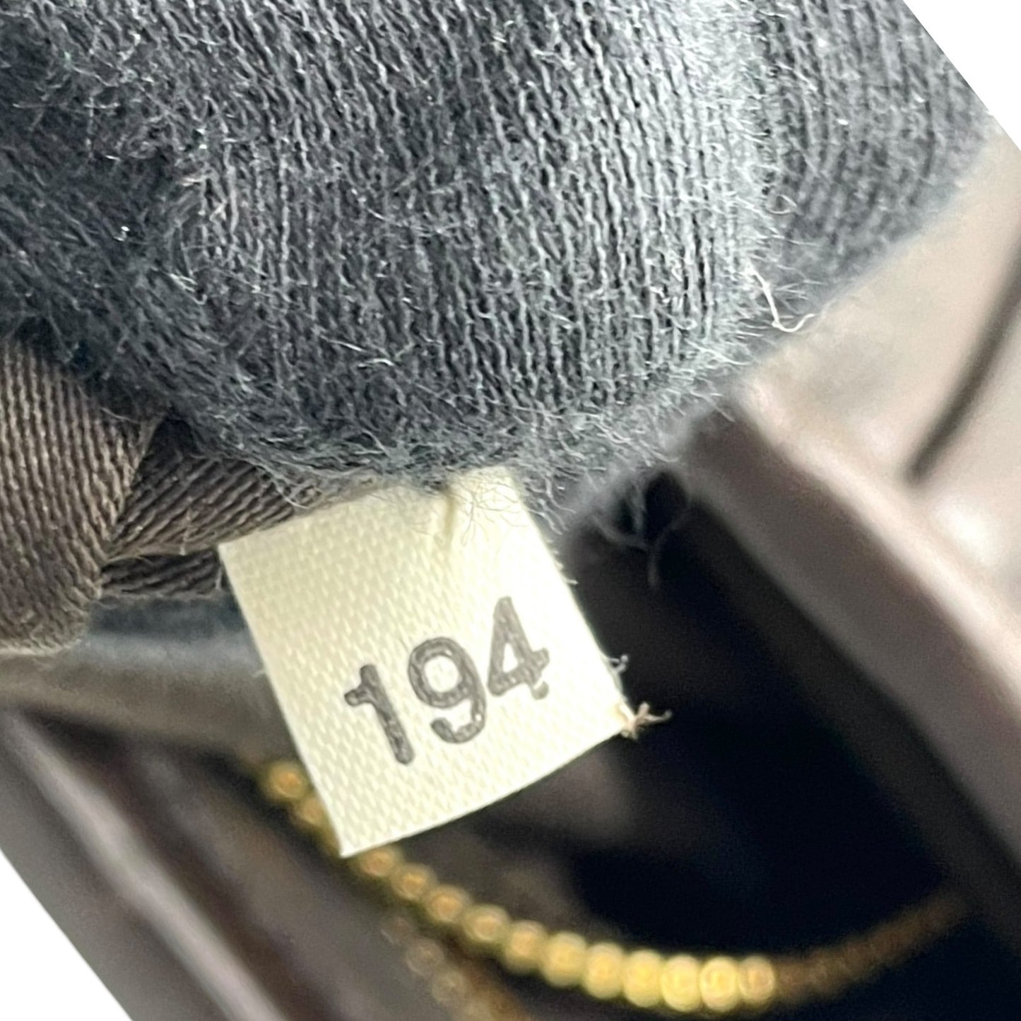 【美品】miumiu ミュウミュウ 2WAY トートバッグ ハンドバッグ ショルダーバッグ ギャザー プリーツ レザー スタッズ ダークブラウン ゴールド金具 斜め掛け可 レディース C