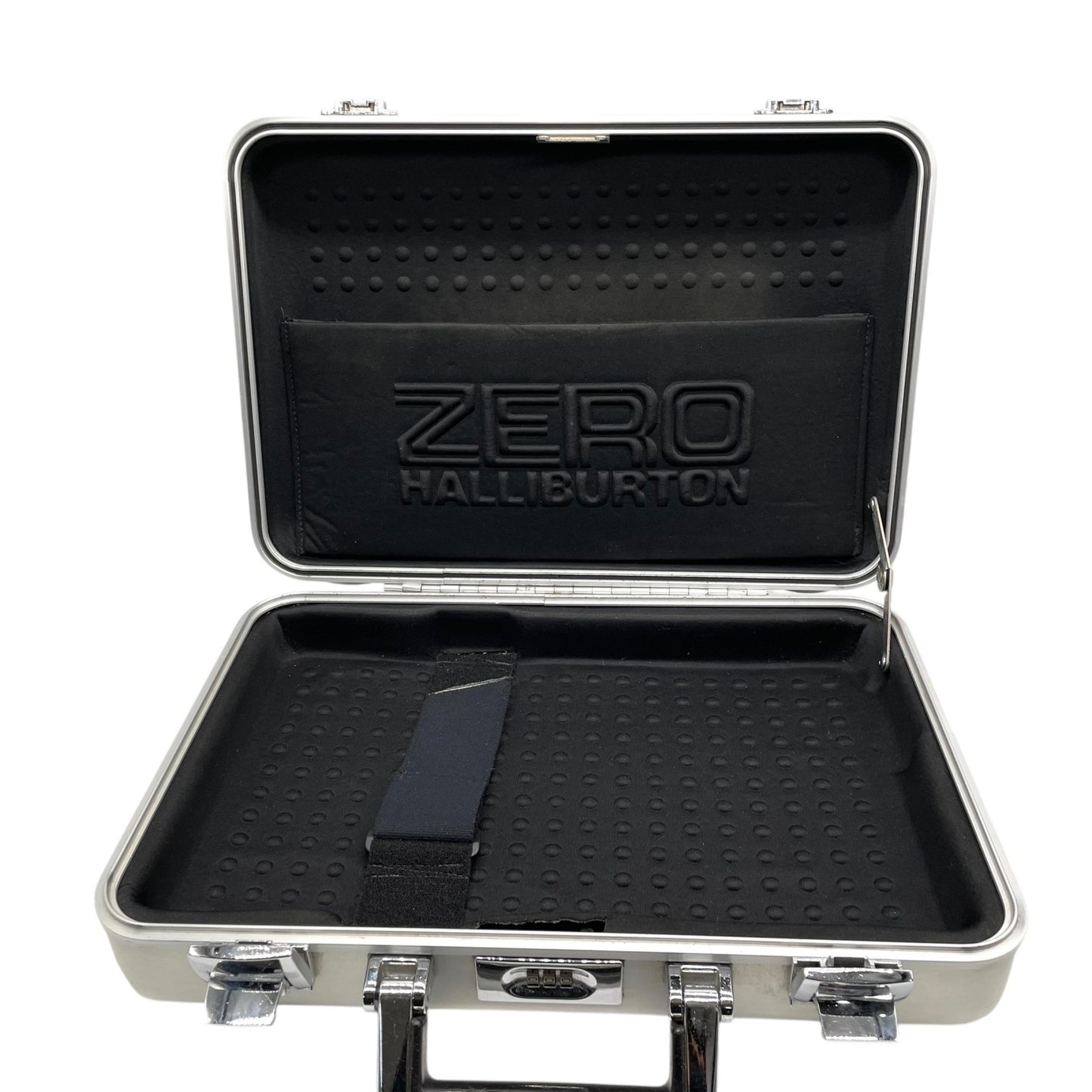 ZERO HALLIBURTON ゼロハリバートン アルミ アタッシュケース シルバー ビジネス ケース ハードケース 金属製 企業用 モダンデザイン 29×42×10cm C