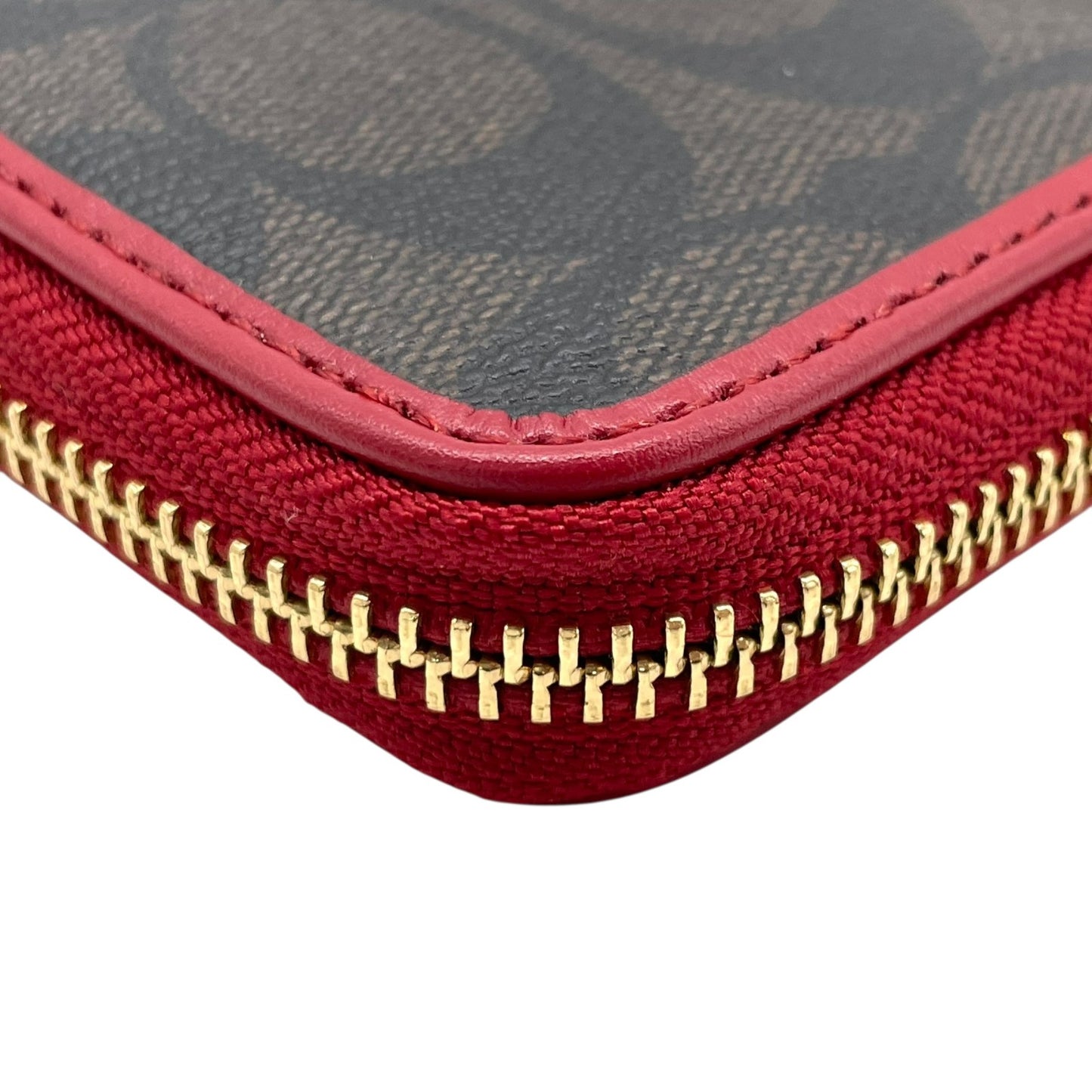 極美品 COACH コーチ シグネチャー 長財布 ラウンドファスナー 茶 ダークブラウン 赤 レッド 54630 IML72 ゴールド金具 PVC レザー ロゴ レディース W1