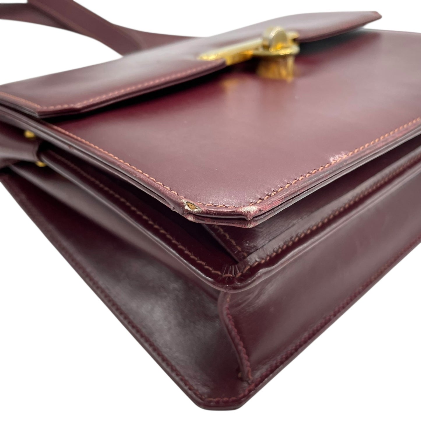 GUCCI グッチ ショルダーバッグ レザー 赤 ボルドー ワインレッド ゴールド金具 肩掛け可 斜め掛け可 ターンロック ヴィンテージ オールドグッチ レディース Z3