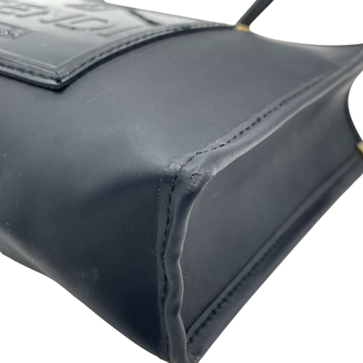 フェンディ FENDI ミニハンドバッグ ポーチ 黒 ブラック PVC ロゴ ゴールド金具 レディース K10