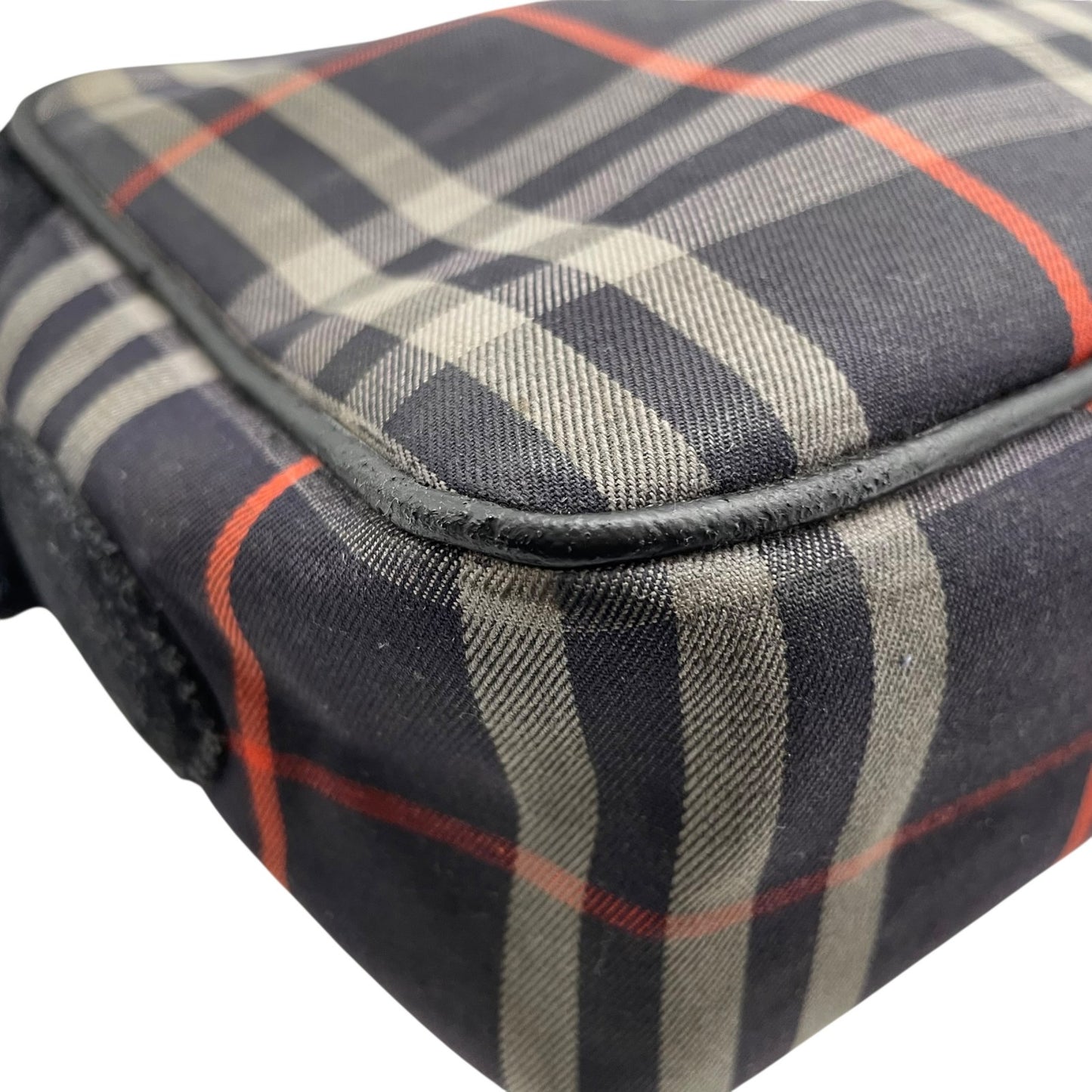 バーバリーズ Burberrys ノバチェック ショルダーバッグ ネイビー 紺 ゴールド金具 ヴィンテージ ロゴエンブレム B3