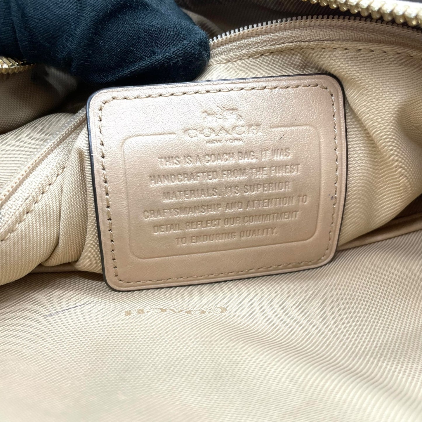 COACH コーチ チェルシー ワンショルダーバッグ ハンドバッグ ピンクベージュ レザー ゴールド金具 ホーボー 肩掛け可 ロゴ レディース T4