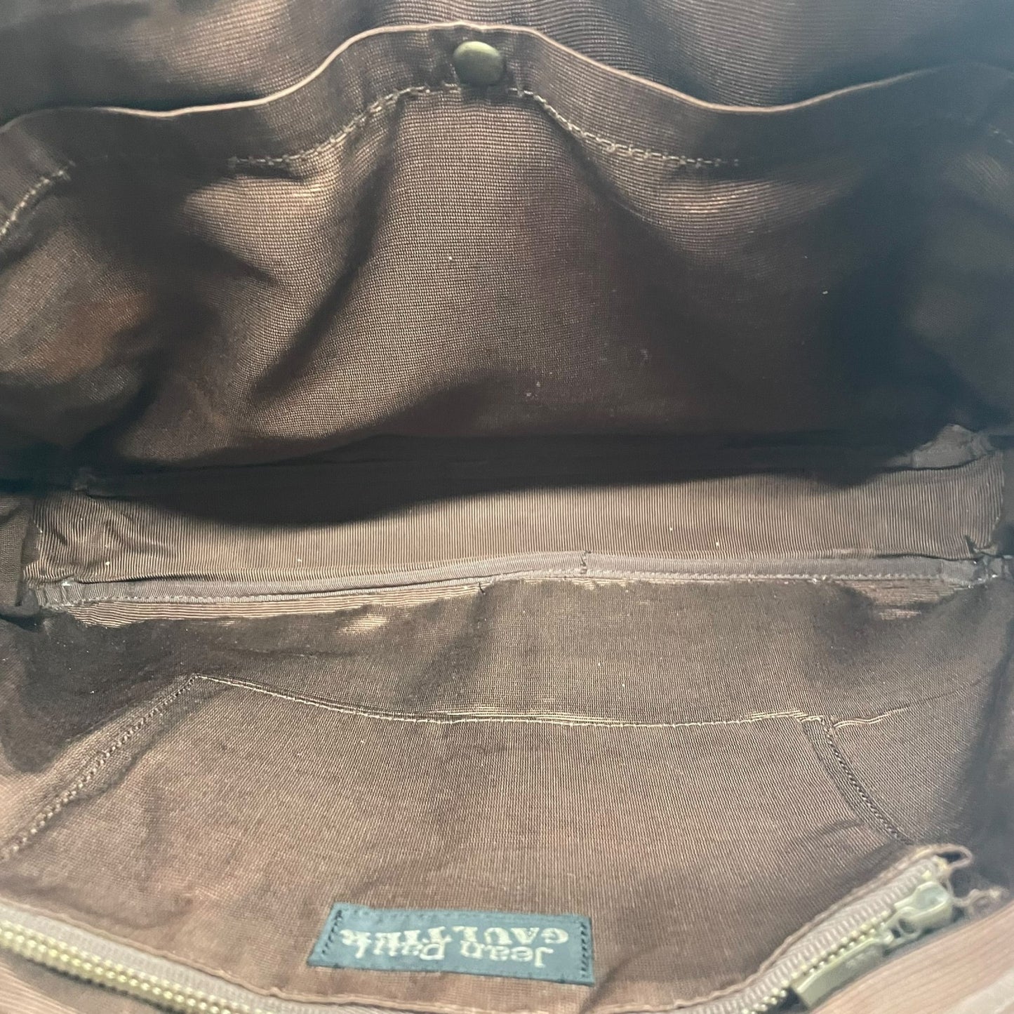 ジャンポールゴルチエ ビジネスバッグ 2WAY ショルダーバッグ Vサイバー 玉虫色 メタリック PVC レザー A4 PC収納可 廃盤 希少 メンズ レディース ユニセックス 通勤 通学 ブリーフケース ヴィンテージ 10