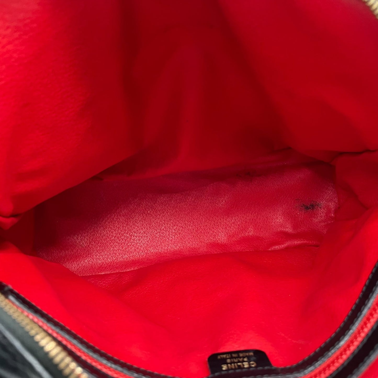 Authentic CELINE Vintage Grained Leather Shoulder Bag Black Gold Hardware Women's Zipper Closure