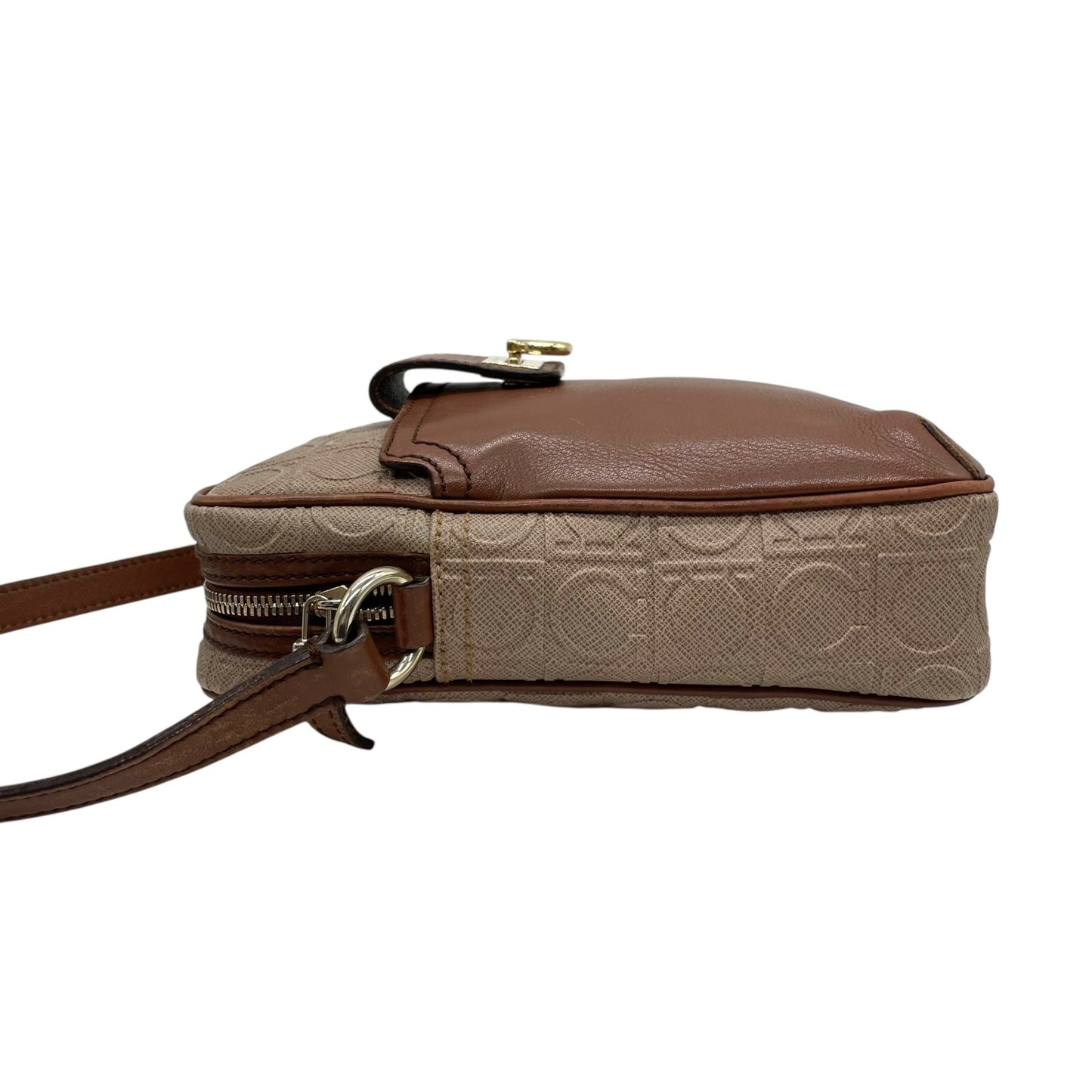 美品 Salvatore Ferragamo フェラガモ ガンチーニ ショルダーバッグ PVC レザー ベージュ ブラウン ゴールド金具 クロスボディ ポシェット 斜め掛け レディース K11