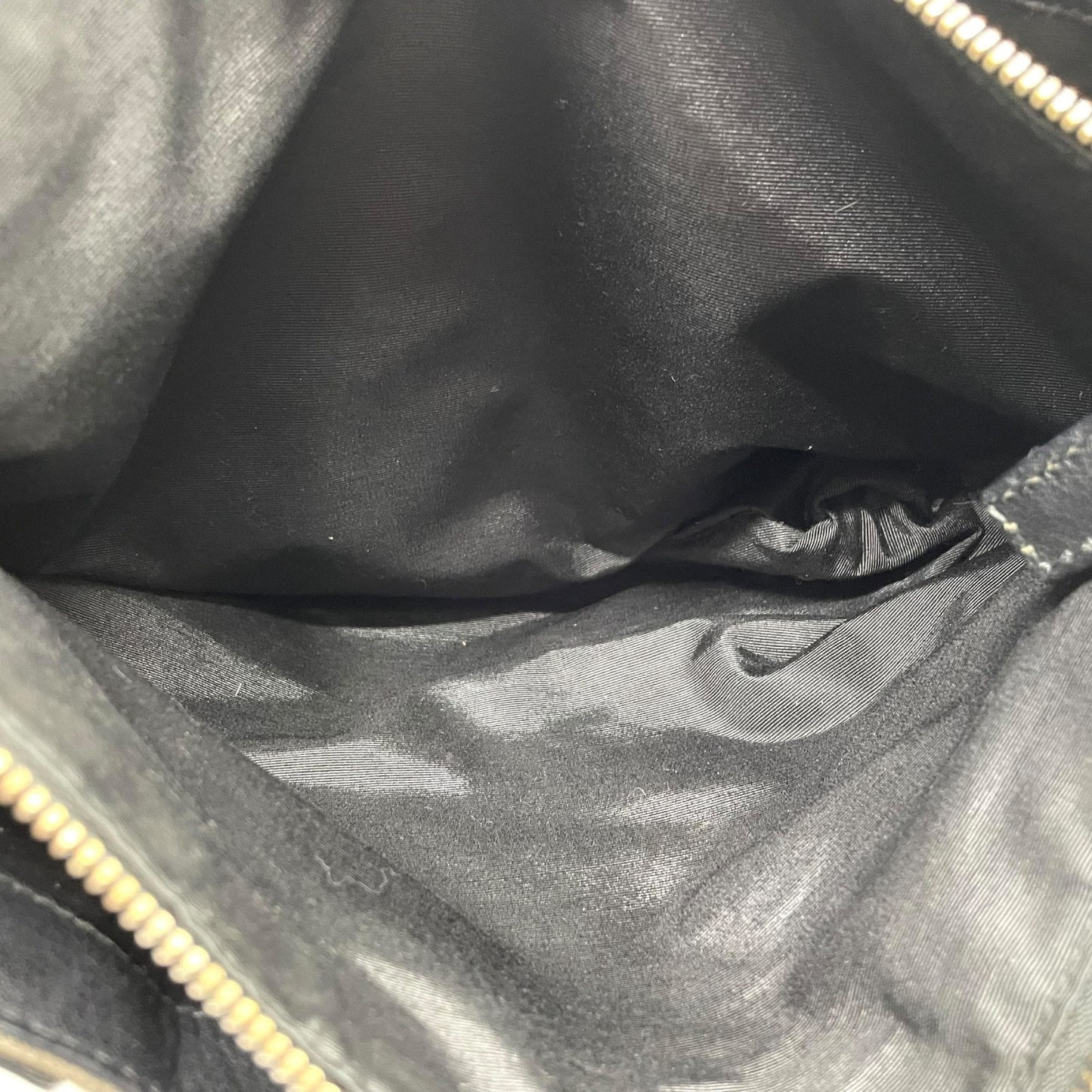 BVLGARI ブルガリ コレツィオーネ トートバッグ ワンショルダー ロゴ PVC レザー グレー 黒 ブラック ゴールド金具 肩掛け可 メンズ レディース U15