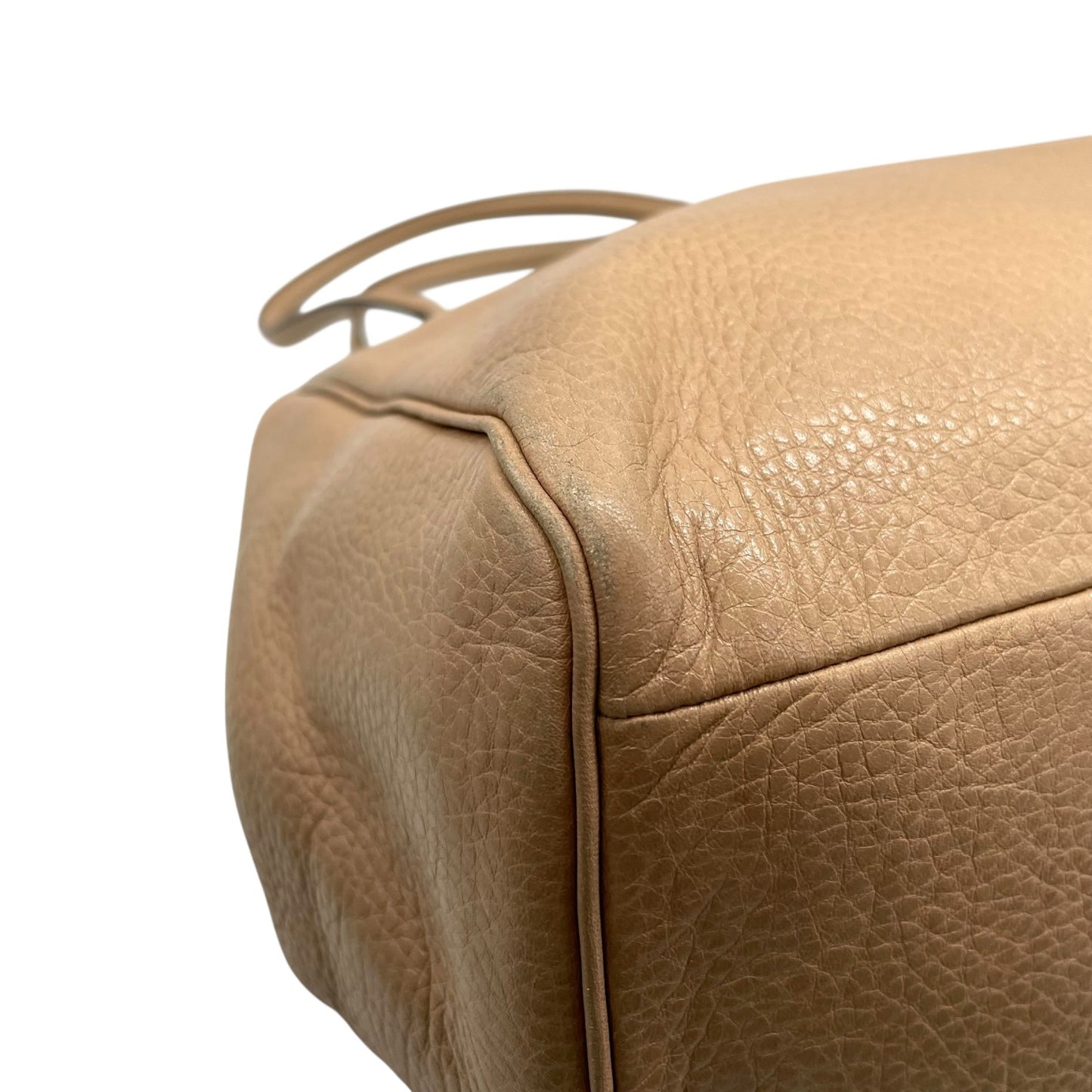 COACH コーチ トートバッグ ハンドバッグ ベージュ レザー ゴールド金具 肩掛け可 ホースロゴ ロゴチャーム ファスナー開閉 レディース E10