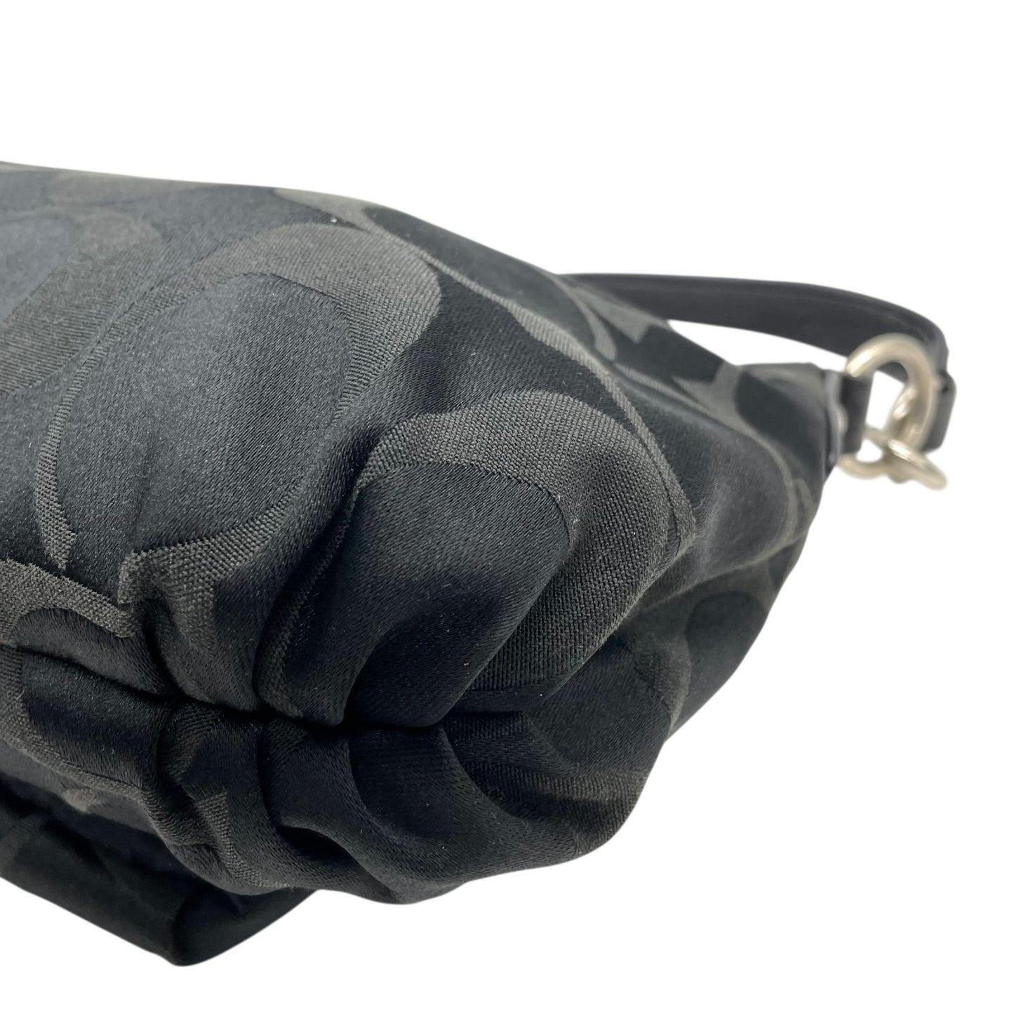 COACH コーチ ポピー シグネチャー 2WAY ショルダーバッグ ハンドバッグ 黒 ブラック キャンバス レザー シルバー金具 フラップポケット ファスナー開閉 肩掛け可 斜め掛け可 ホーボー レディース S30