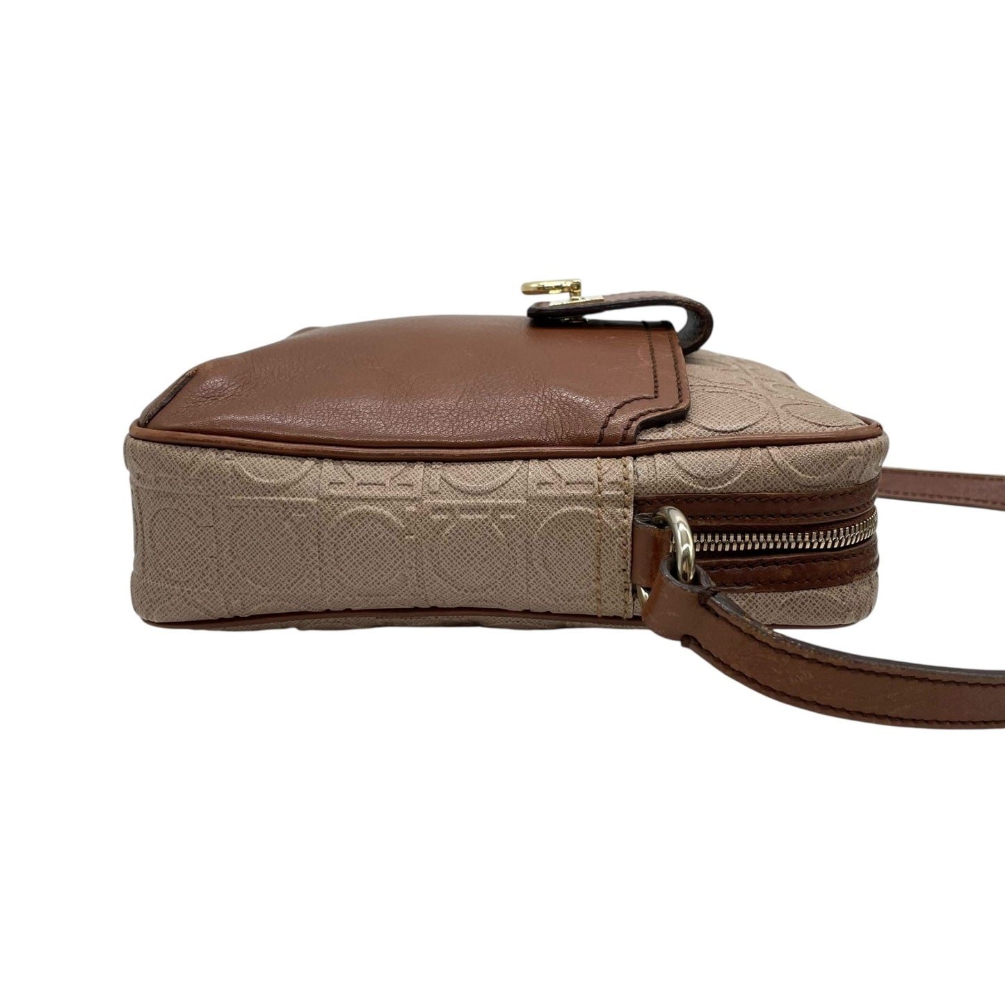 美品 Salvatore Ferragamo フェラガモ ガンチーニ ショルダーバッグ PVC レザー ベージュ ブラウン ゴールド金具 クロスボディ ポシェット 斜め掛け レディース K11