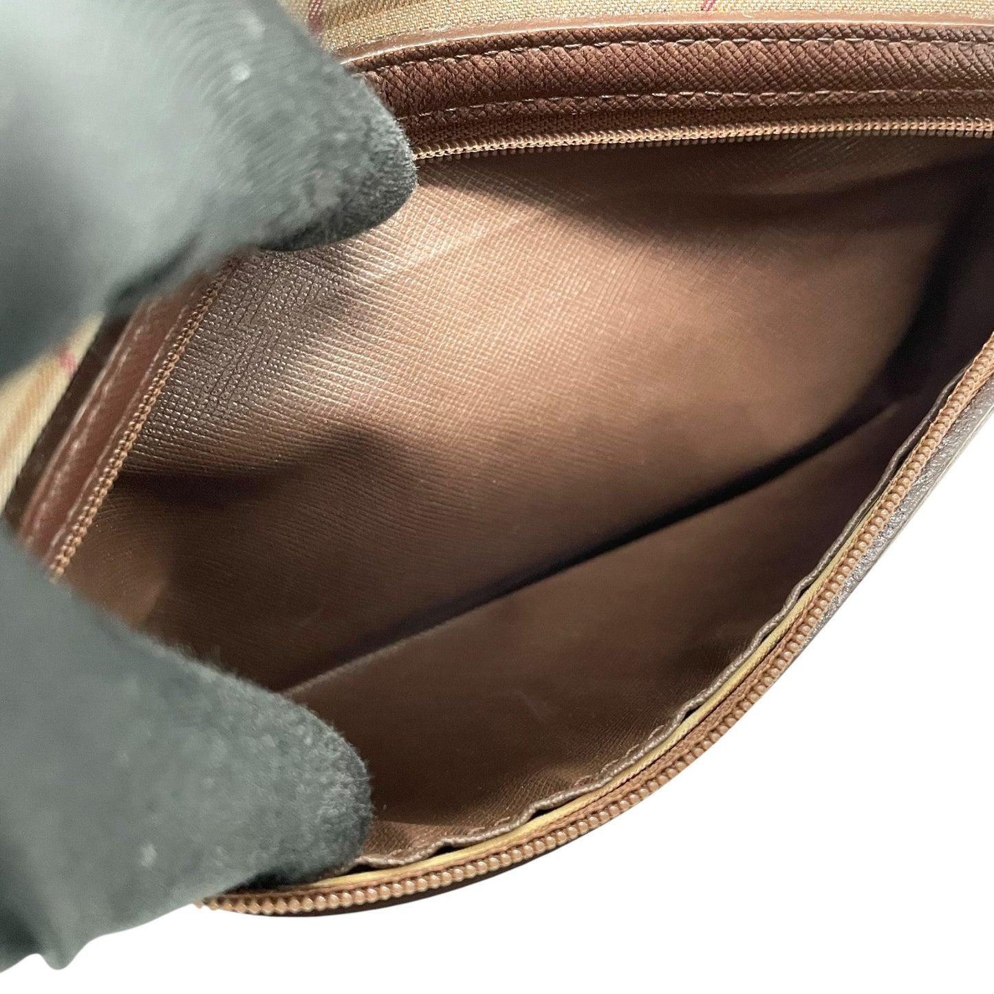 美品 Burberry バーバリー クラッチバッグ セカンドバッグ ポーチ カーキ ブラウン キャンバス レザー チェック ホースロゴ メンズ レディース ヴィンテージ S97