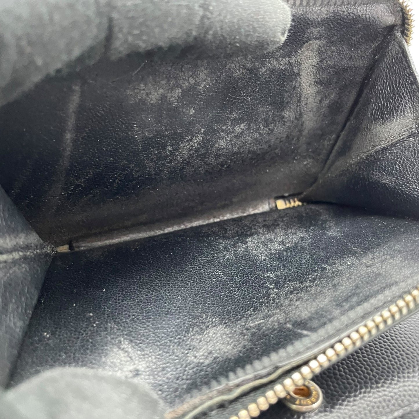 Authentic Saint Laurent Paris Compact Wallet Black YSL Large Logo Caviar Leather Gold Hardware Women