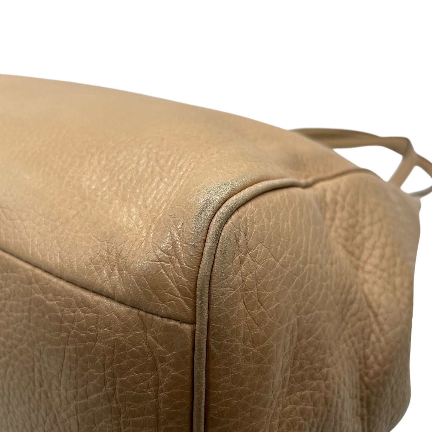 COACH コーチ トートバッグ ハンドバッグ ベージュ レザー ゴールド金具 肩掛け可 ホースロゴ ロゴチャーム ファスナー開閉 レディース E10