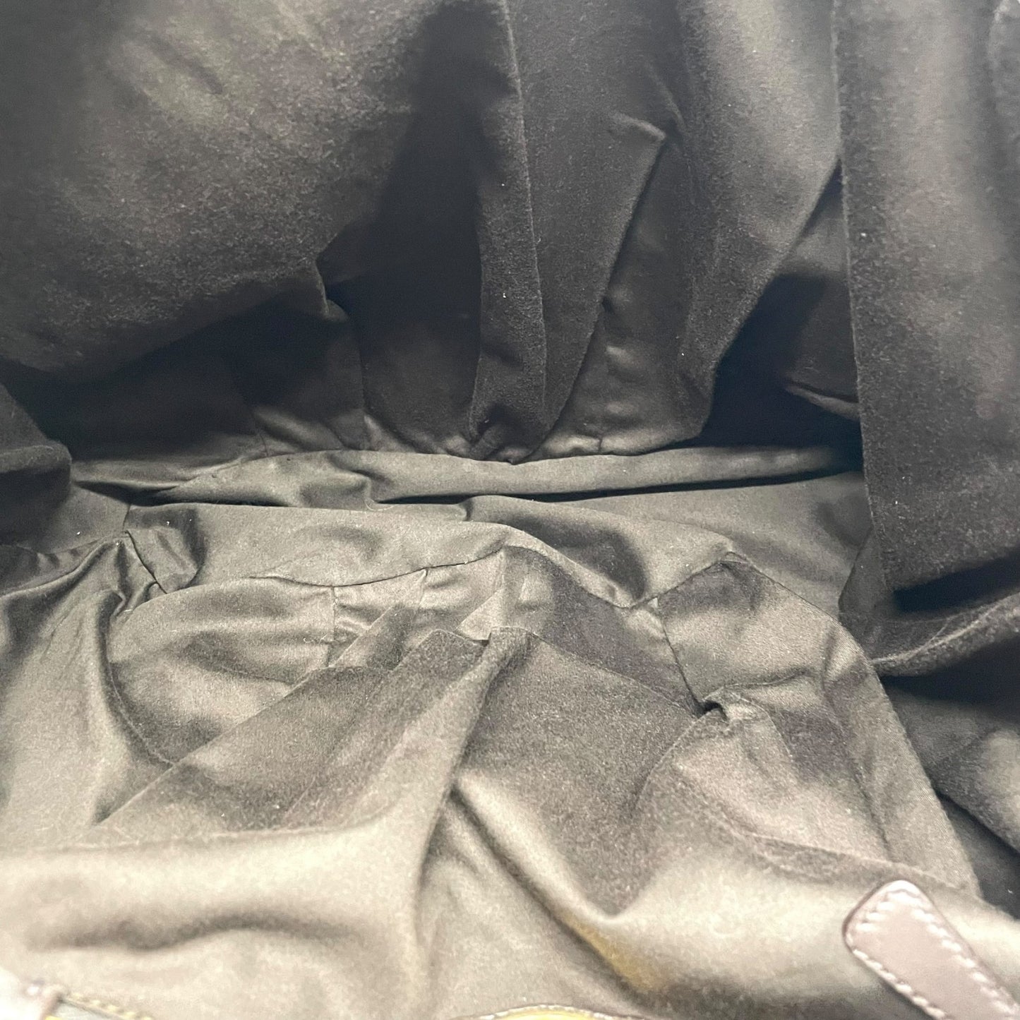 【美品】miumiu ミュウミュウ 2WAY トートバッグ ハンドバッグ ショルダーバッグ ギャザー プリーツ レザー スタッズ ダークブラウン ゴールド金具 斜め掛け可 レディース C