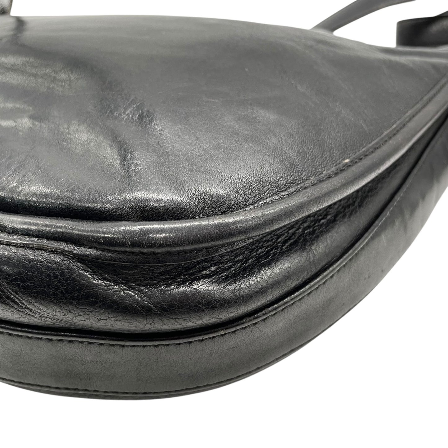 オールドコーチ COACH ショルダーバッグ メッセンジャーバッグ 黒 ブラック レザー ゴールド金具 ロゴチャーム付き フラップ開閉 ヴィンテージ メンズ レディース E2