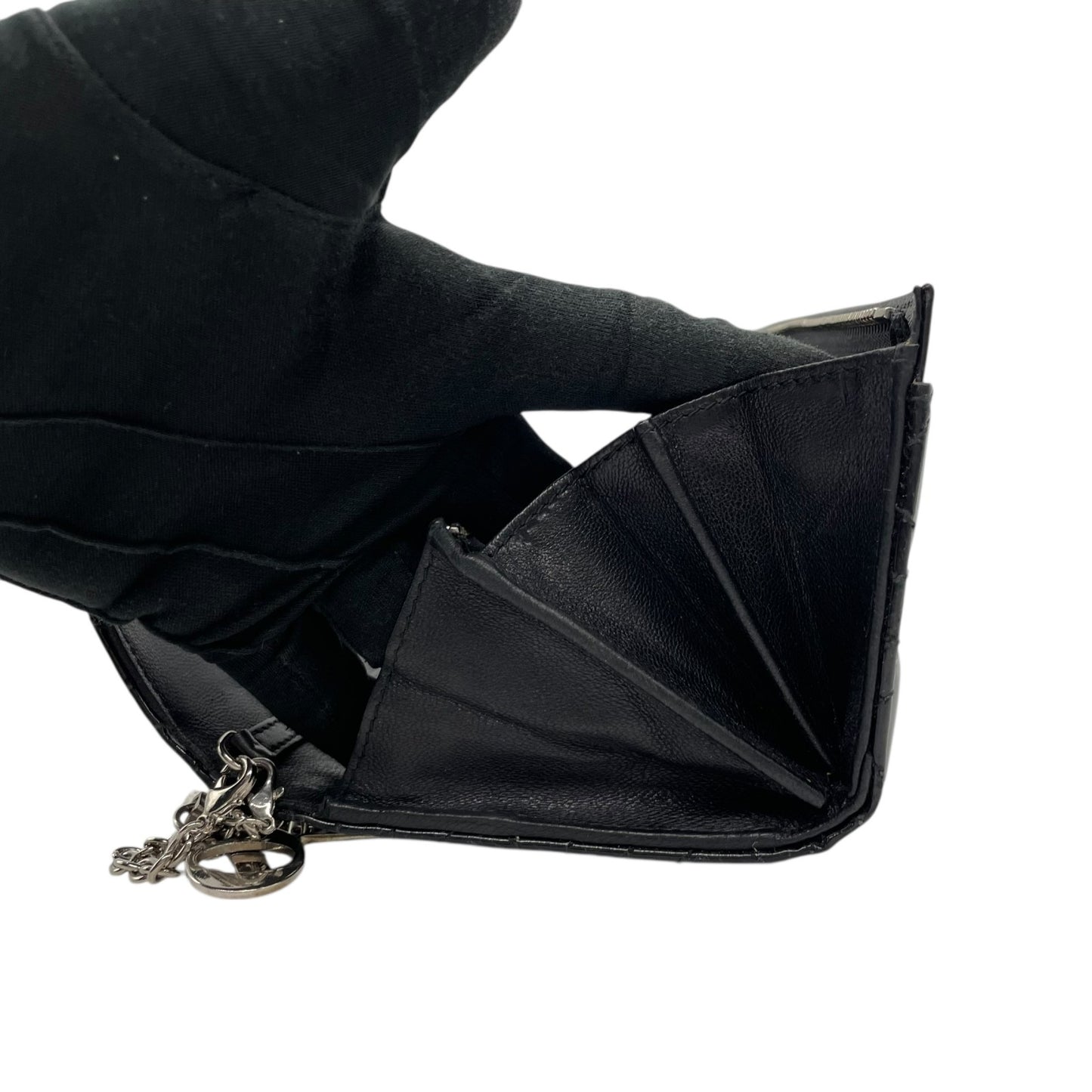 クリスチャンディオール Dior レディディオール ウォレットオンチェーン 黒 ブラック カナージュ パテントレザー チェーンストラップ キルティング エナメル ロゴ レディース W4