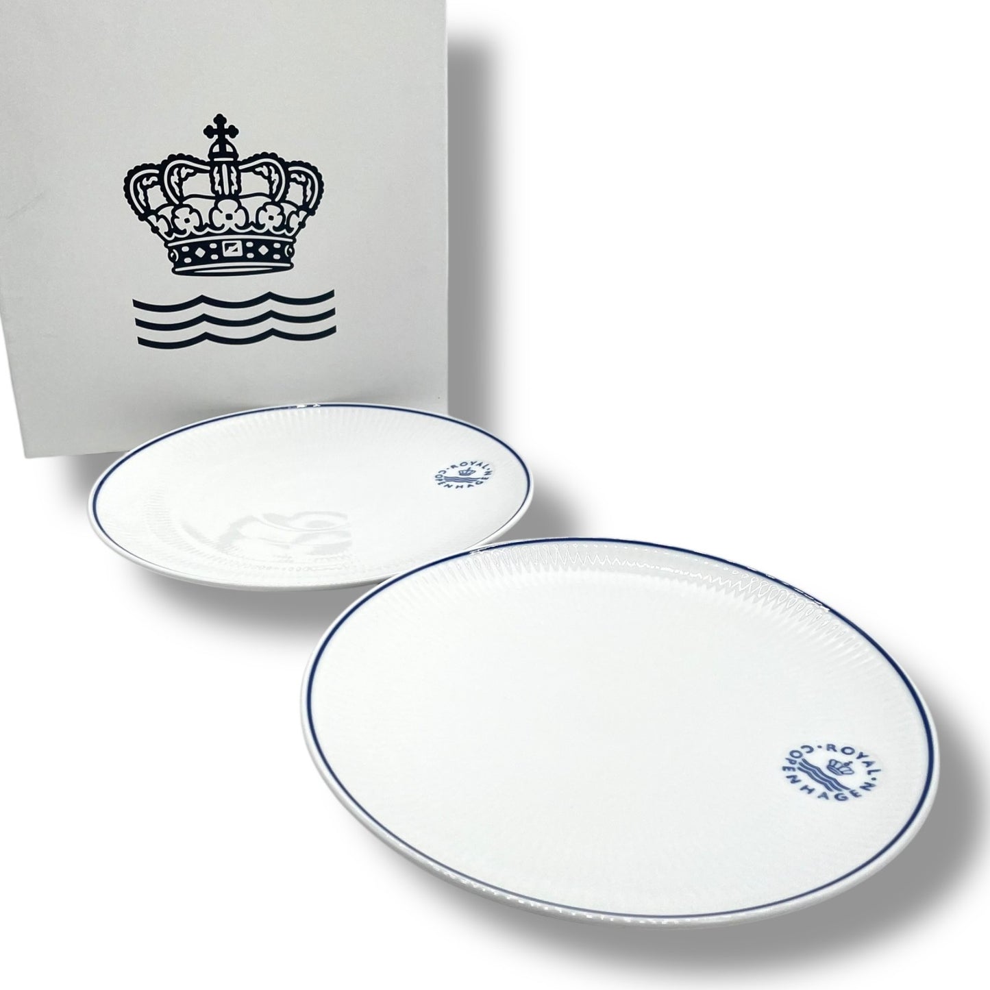 未使用 美品 Royal Copenhagen ロイヤルコペンハーゲン ブルーライン 丸皿 クーププレート 23cm 2枚セット 食器 箱付き