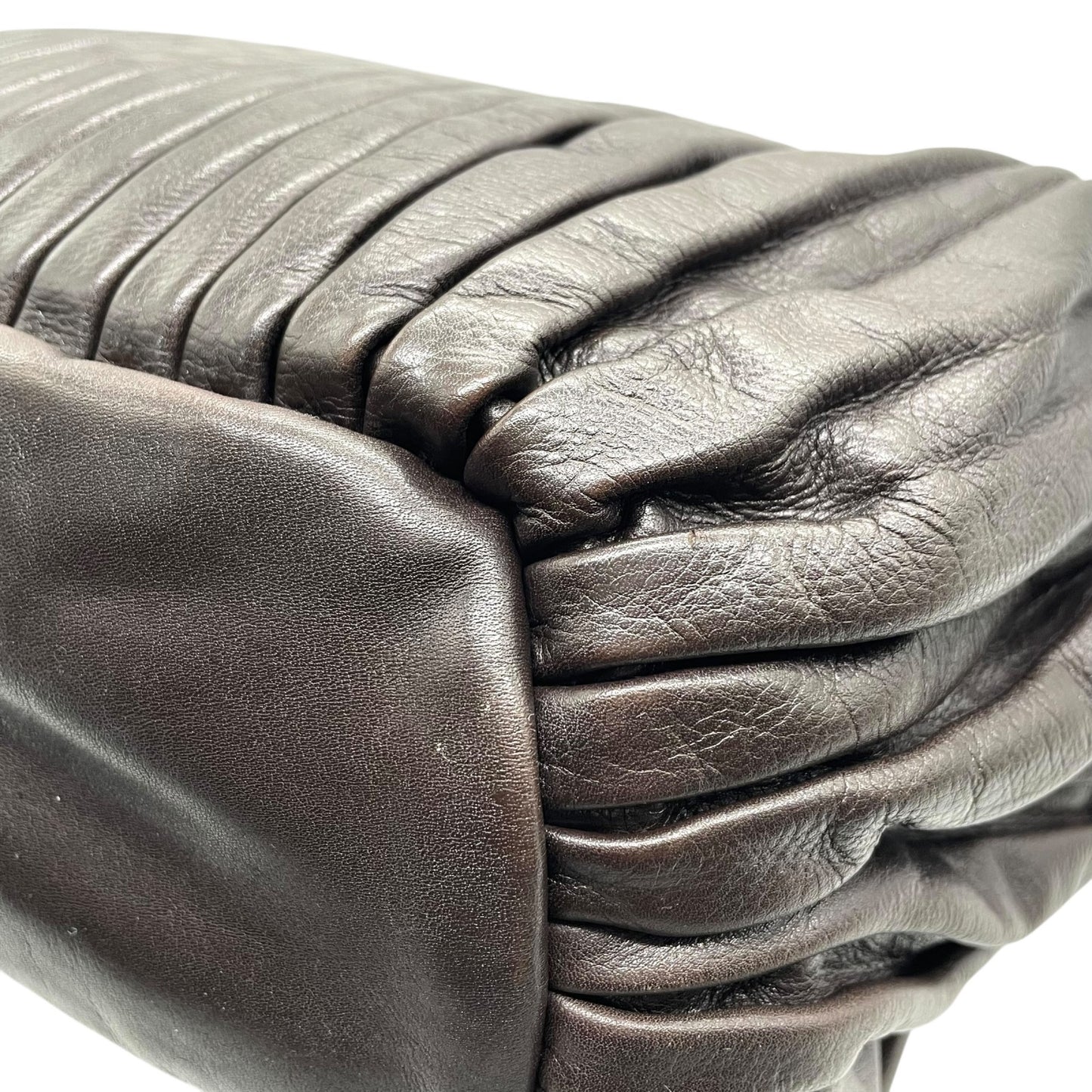 【美品】miumiu ミュウミュウ 2WAY トートバッグ ハンドバッグ ショルダーバッグ ギャザー プリーツ レザー スタッズ ダークブラウン ゴールド金具 斜め掛け可 レディース C