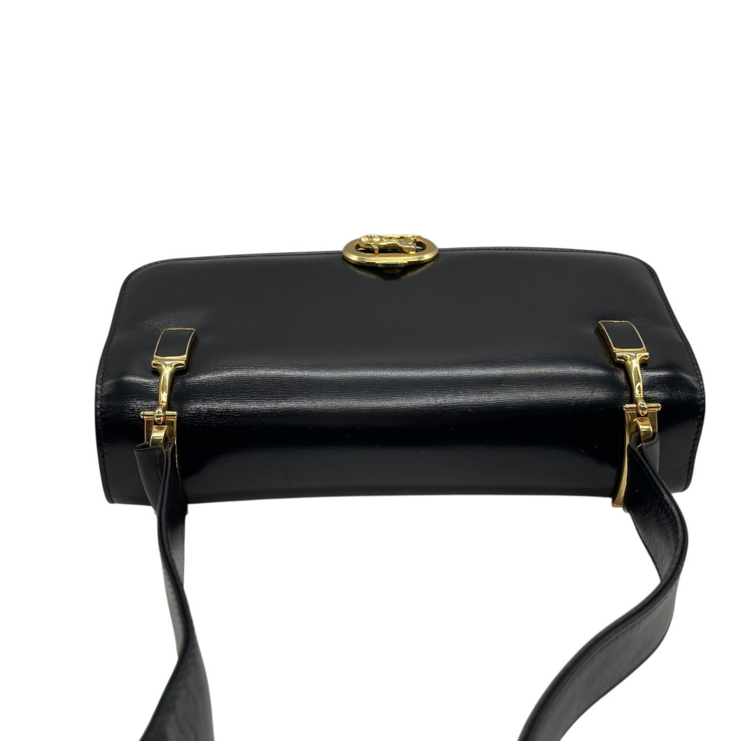 美品 CELINE セリーヌ ショルダーバッグ 黒 ブラック レザー 馬車金具 ゴールド金具 ホースキャリッジ サルキー ヴィンテージ レディース オールドセリーヌ 斜め掛け可 フラップ開閉 C1