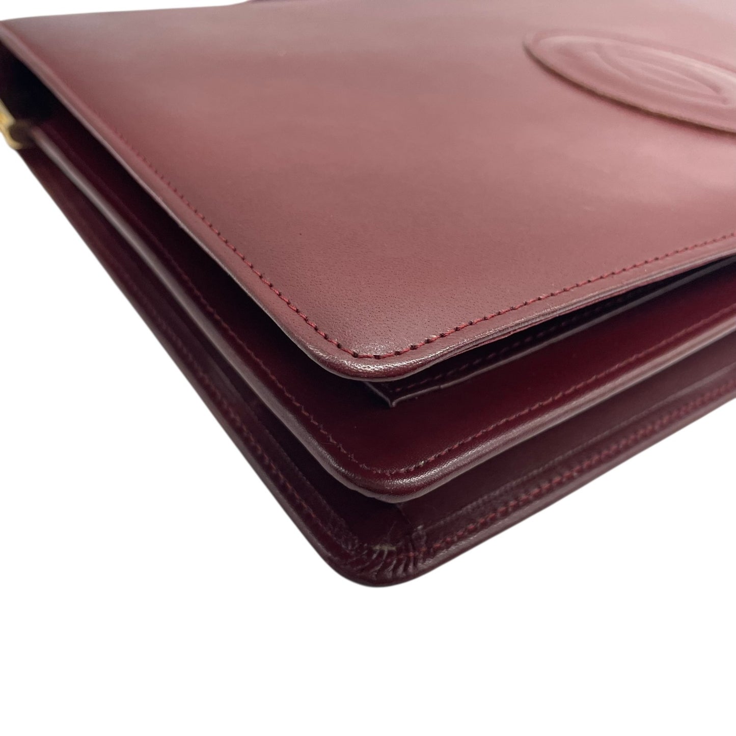 美品 Cartier カルティエ マストライン ショルダーバッグ レザー 赤 ボルドー ワインレッド フラップ開閉 ゴールド金具 肩掛け可 レディース 2Cモチーフ B5