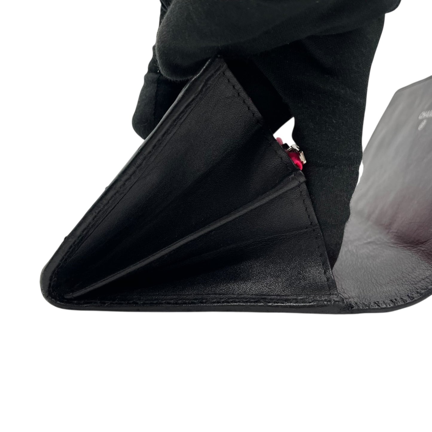 CHANEL シャネル 二つ折り 長財布 カンボンライン ココマーク キルティング 黒 ブラック ピンク レザー フラップ レディース M1