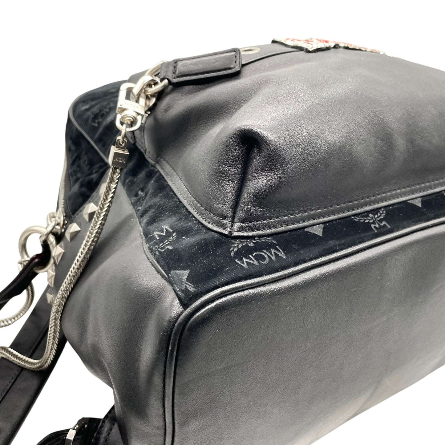 極美品 MCM エムシーエム バックパック リュック モノグラム ヴィセトス エンブレム刺繍 スタッズ付き レザー×ベルベット ブラック 黒 A