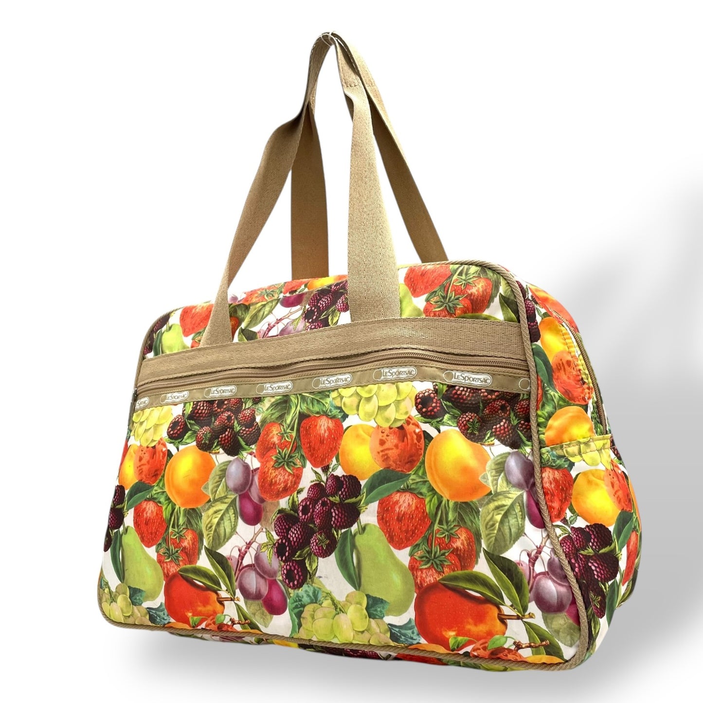 未使用級 LeSportsac レスポートサック ボストンバッグ ナイロン マルチカラー ベージュ 果物 フルーツ柄 総柄 シルバー金具 ロゴ 肩掛け可 レディース S91