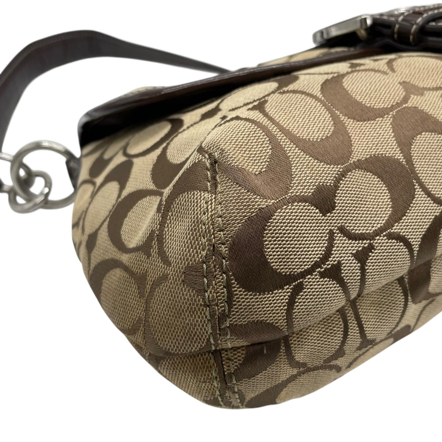 COACH コーチ ソーホー シグネチャー ワンショルダーバッグ 茶 ブラウン ベージュ キャンバス パテントレザー シルバー金具 フラップ ベルト ホーボー 肩掛け可 レディース S6