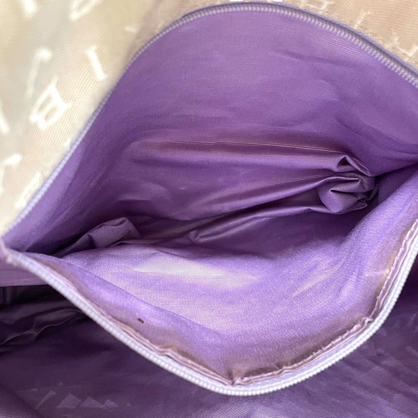 ブルガリ BVLGARI トートバッグ ハンドバッグ 肩掛け ロゴマニア ベージュ ブラウン 茶色 キャンバス レザー A40収納可 S80