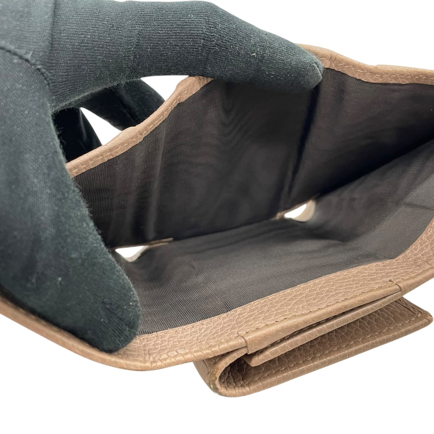 GUCCI グッチ GGマーモント 三つ折り財布 474746 ピンクベージュ レザー 本革 シボ革 ゴールド金具 レディース W2