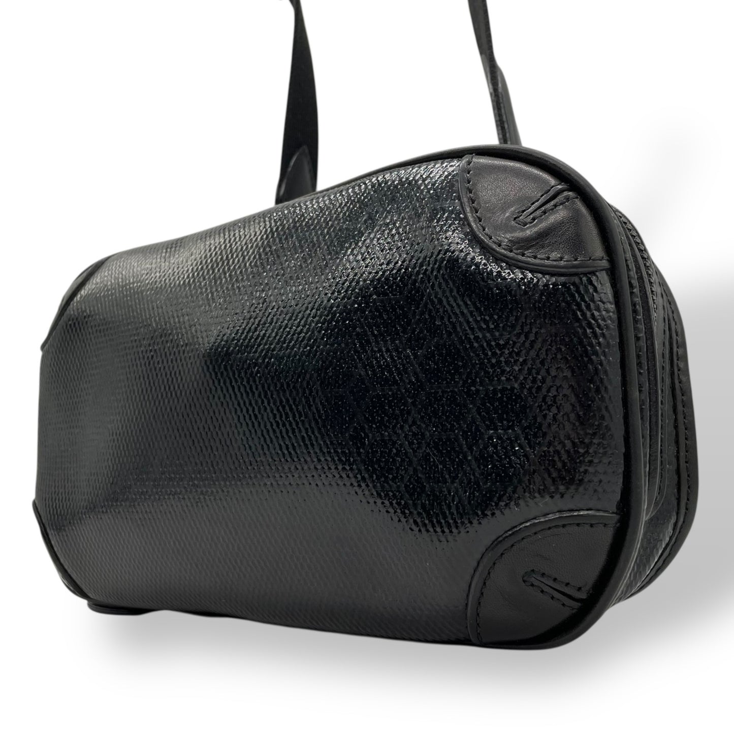 美品 aniary アニアリ ショルダーバッグ カメラバッグ 黒 ブラック パテントレザー ブラック金具 斜め掛け可 クロシェット メンズ レディース Q