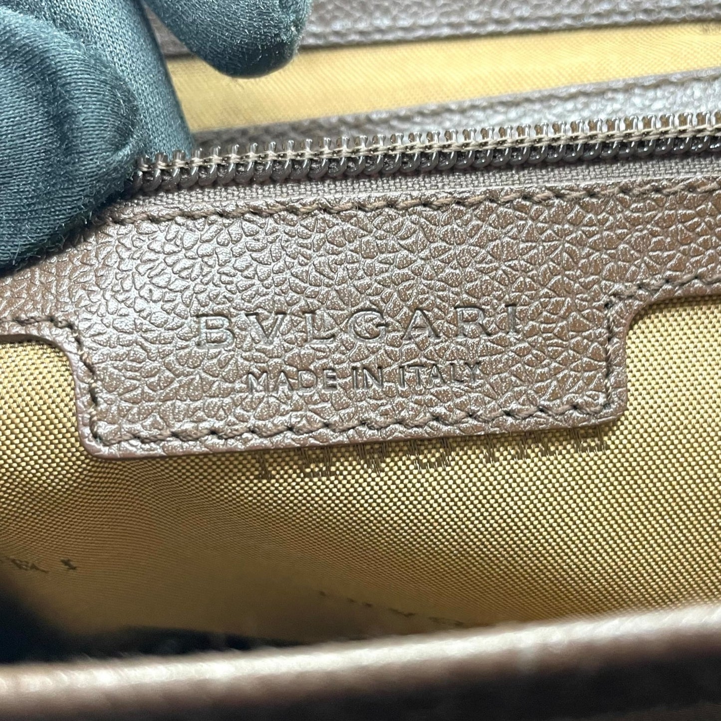 美品 ブルガリ BVLGARI ビジネスバッグ ハンドバッグ ブリーフケース レザー 本革 ブラウン 書類鞄 A4収納 シルバー金具 ユニセックス 大容量 C