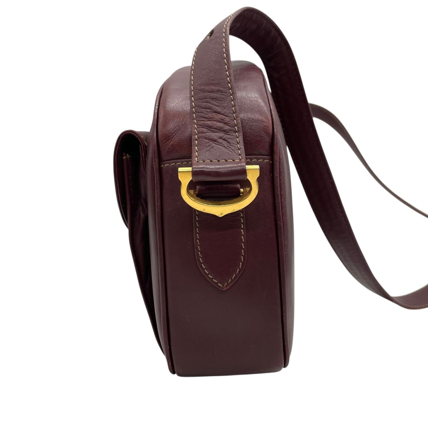 美品 Cartier カルティエ マストライン ショルダーバッグ 赤 ボルドー ワインレッド レザー ゴールド金具 ロゴ 2Cモチーフ カメラバッグ 斜め掛け可 レディース Z1