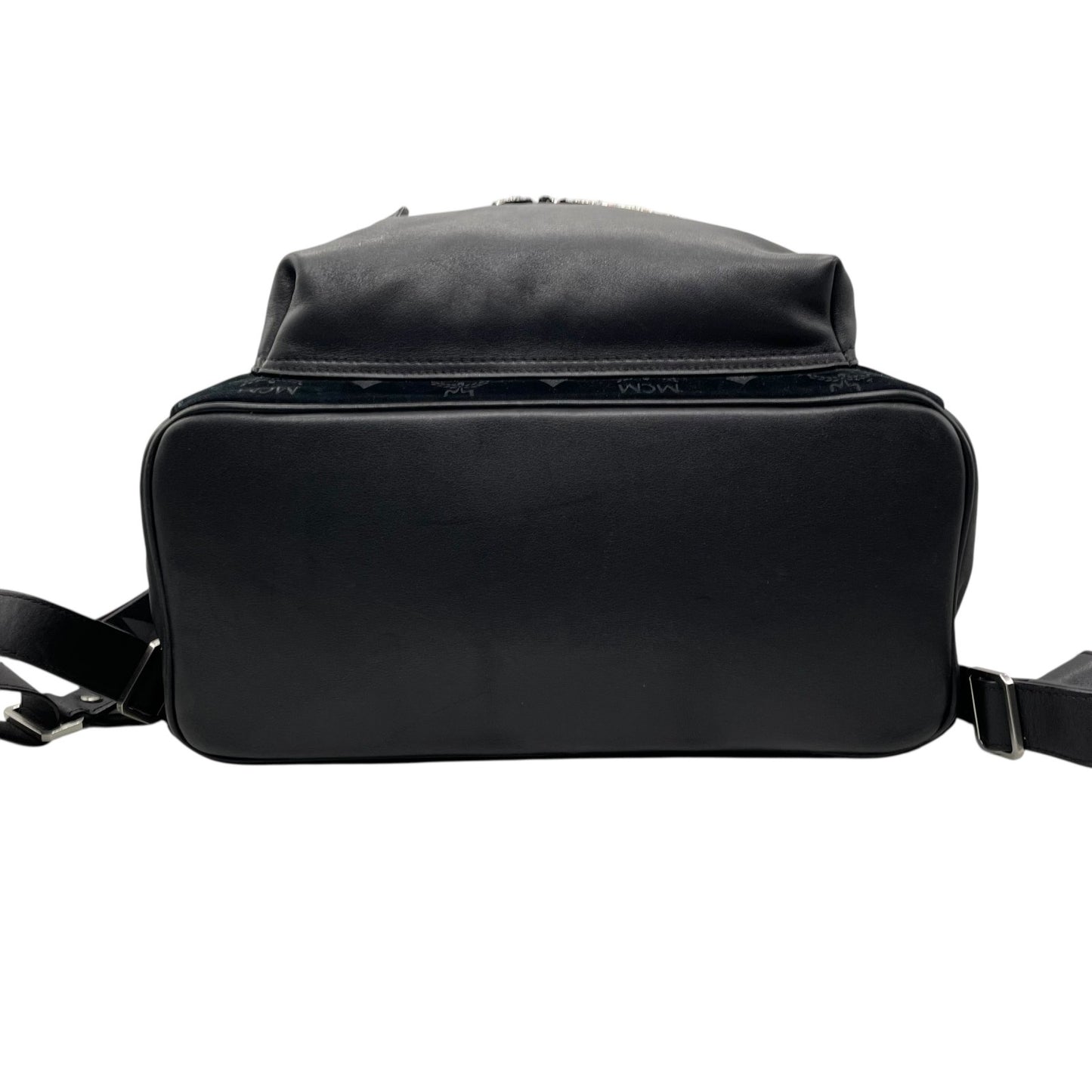 極美品 MCM エムシーエム バックパック リュック モノグラム ヴィセトス エンブレム刺繍 スタッズ付き レザー×ベルベット ブラック 黒 A