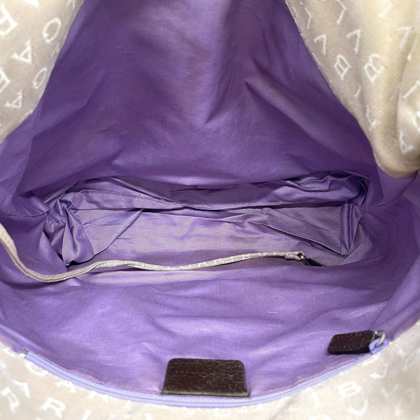 ブルガリ BVLGARI トートバッグ ハンドバッグ 肩掛け ロゴマニア ベージュ ブラウン 茶色 キャンバス レザー A40収納可 S80