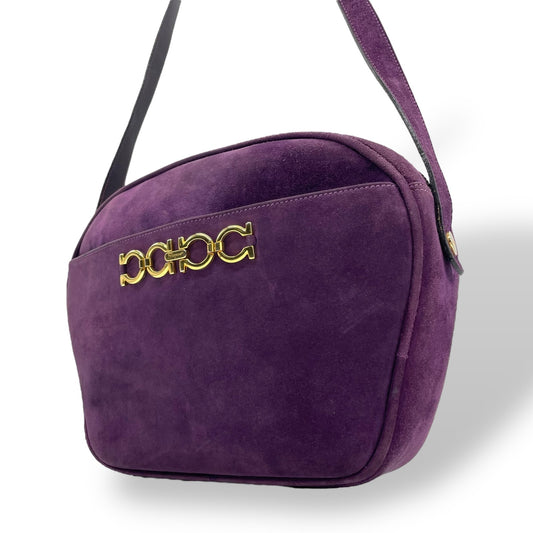 美品 Salvatore Ferragamo フェラガモ ガンチーニ ダブルガンチーニ ショルダーバッグ 紫 パープル スエード ゴールド金具 斜め掛け可 ポシェット ヴィンテージ レディース D7